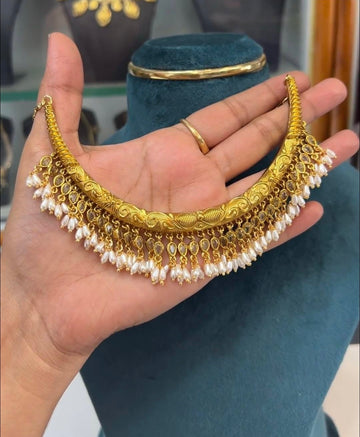Mehendi finish Kanti necklace