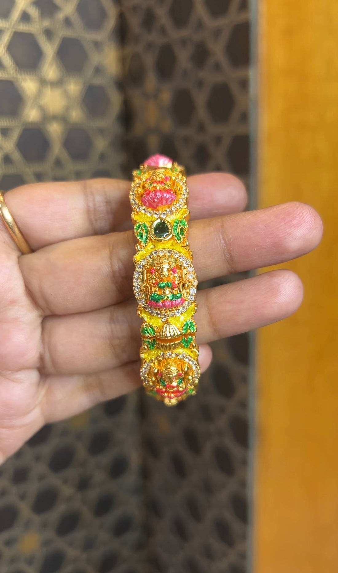Meenakari bangle MBNG001