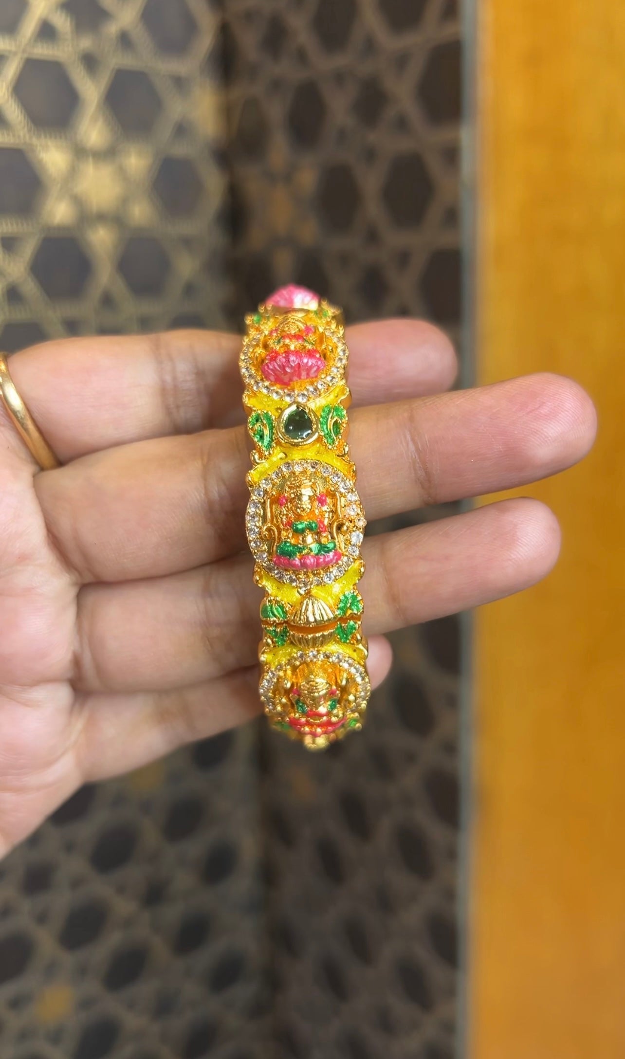 Meenakari bangle MBNG001