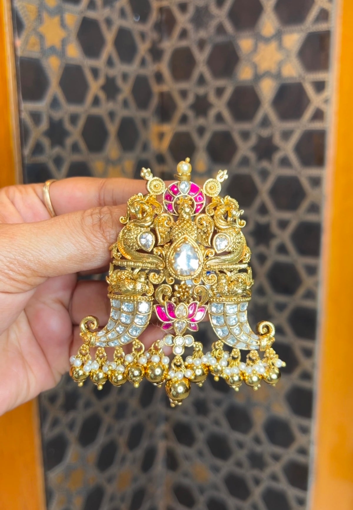 Jadau locket JDLK001