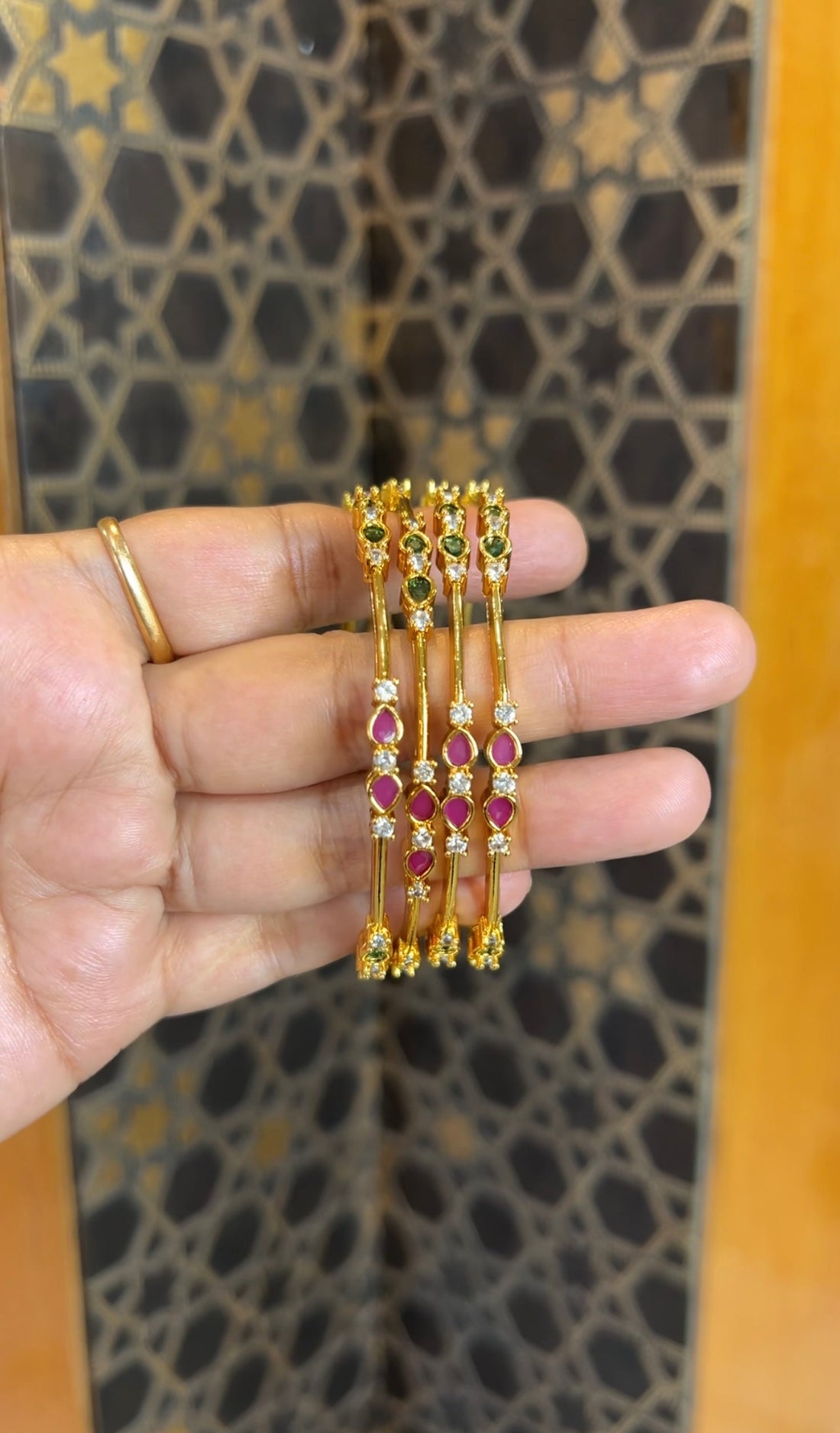 Bangles CZB011