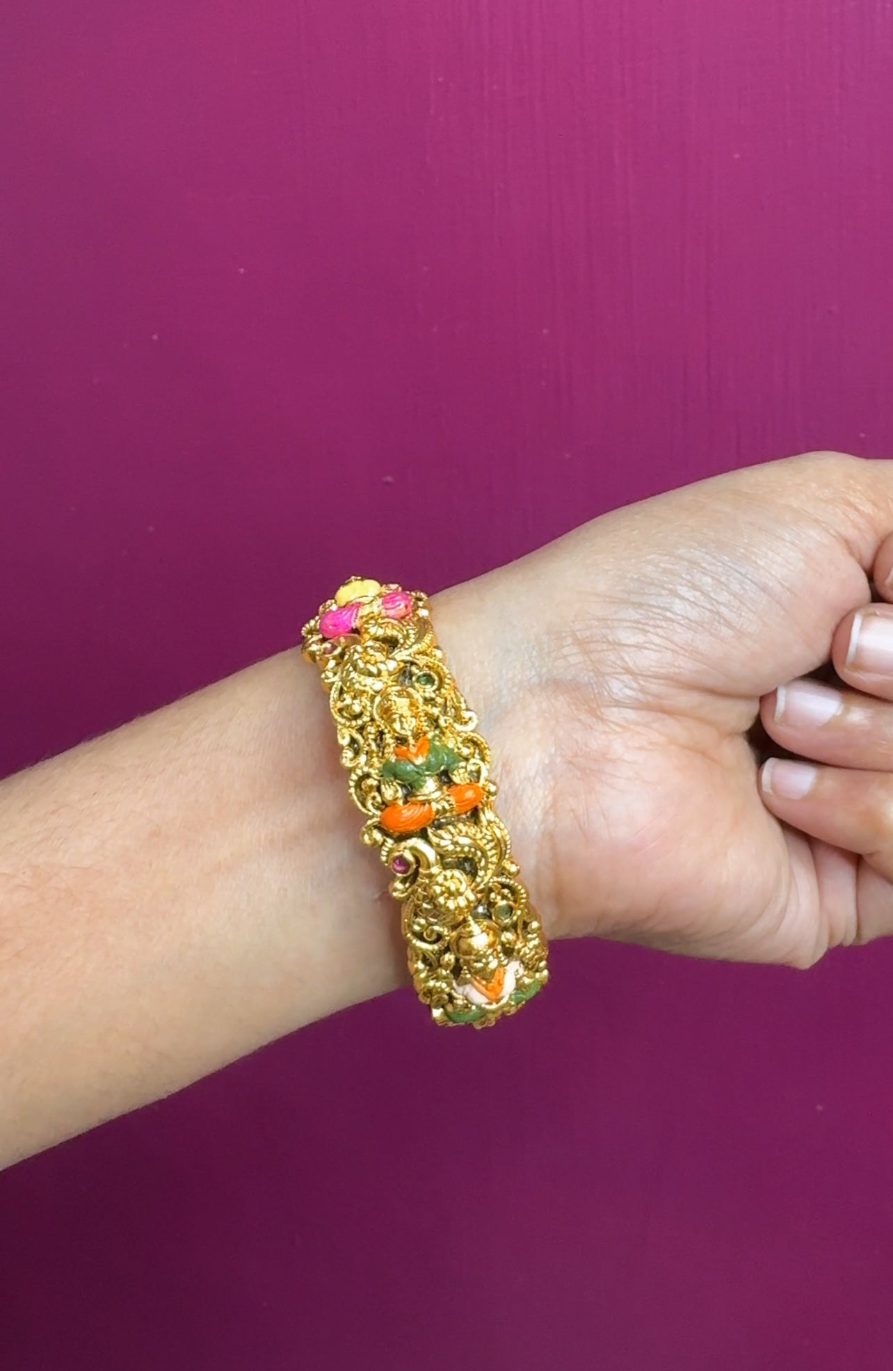 Menakari kada bangle NBNG001