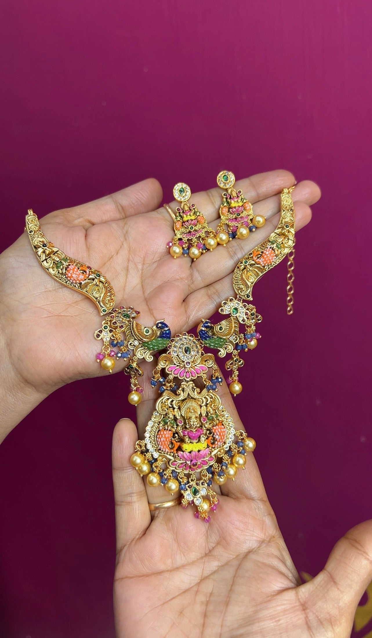 Menakari Necklace NK119