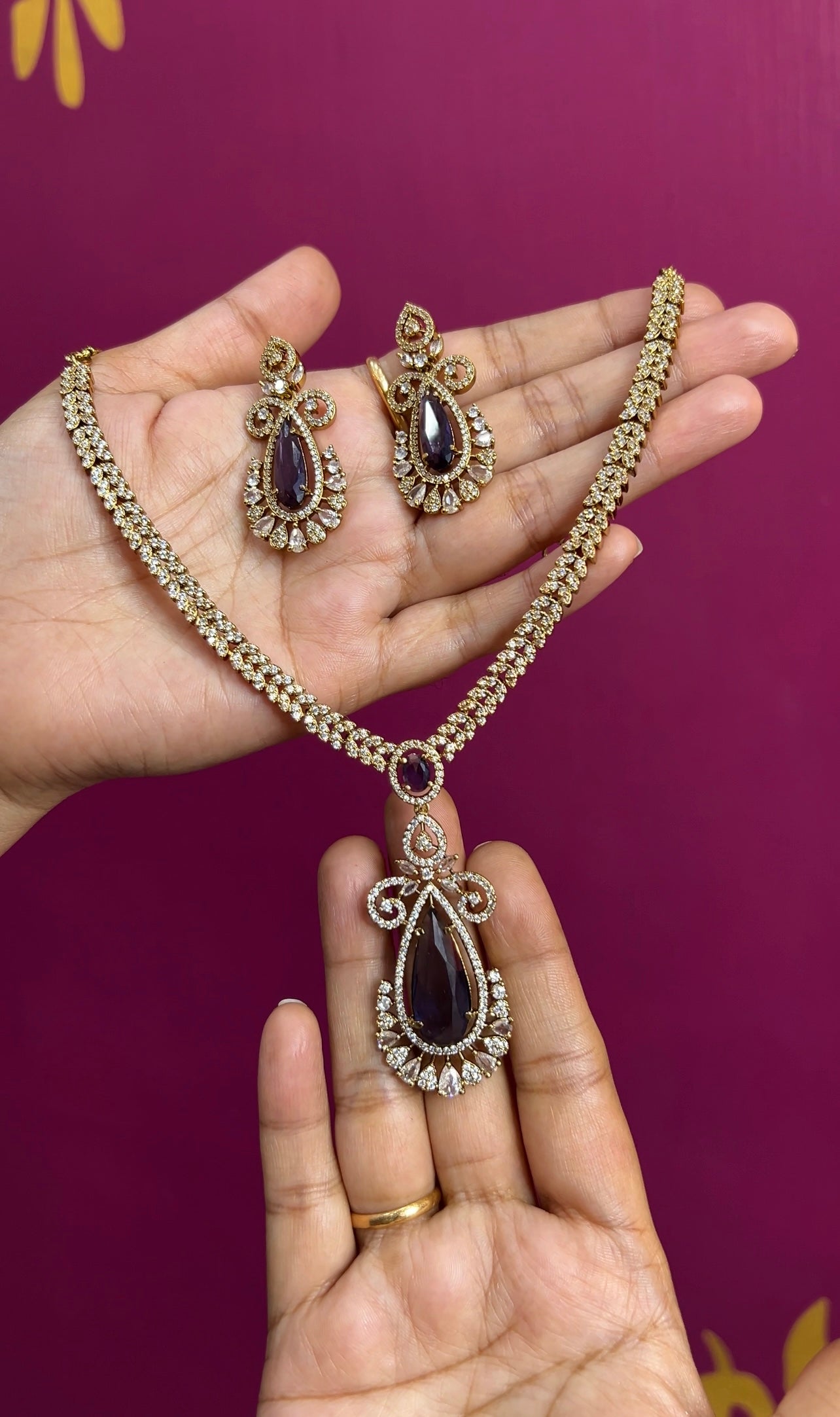 Mehendi Victorian necklace NK074