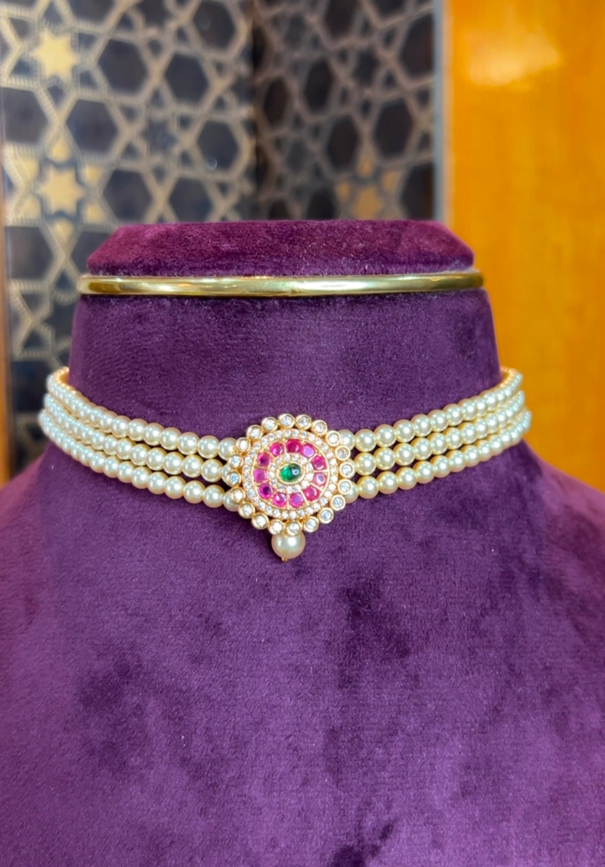 Pearl chocker 16inches BCH077