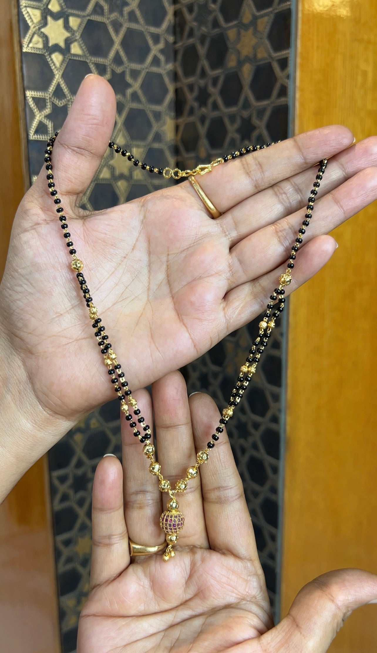 Black beads 18inches BB089