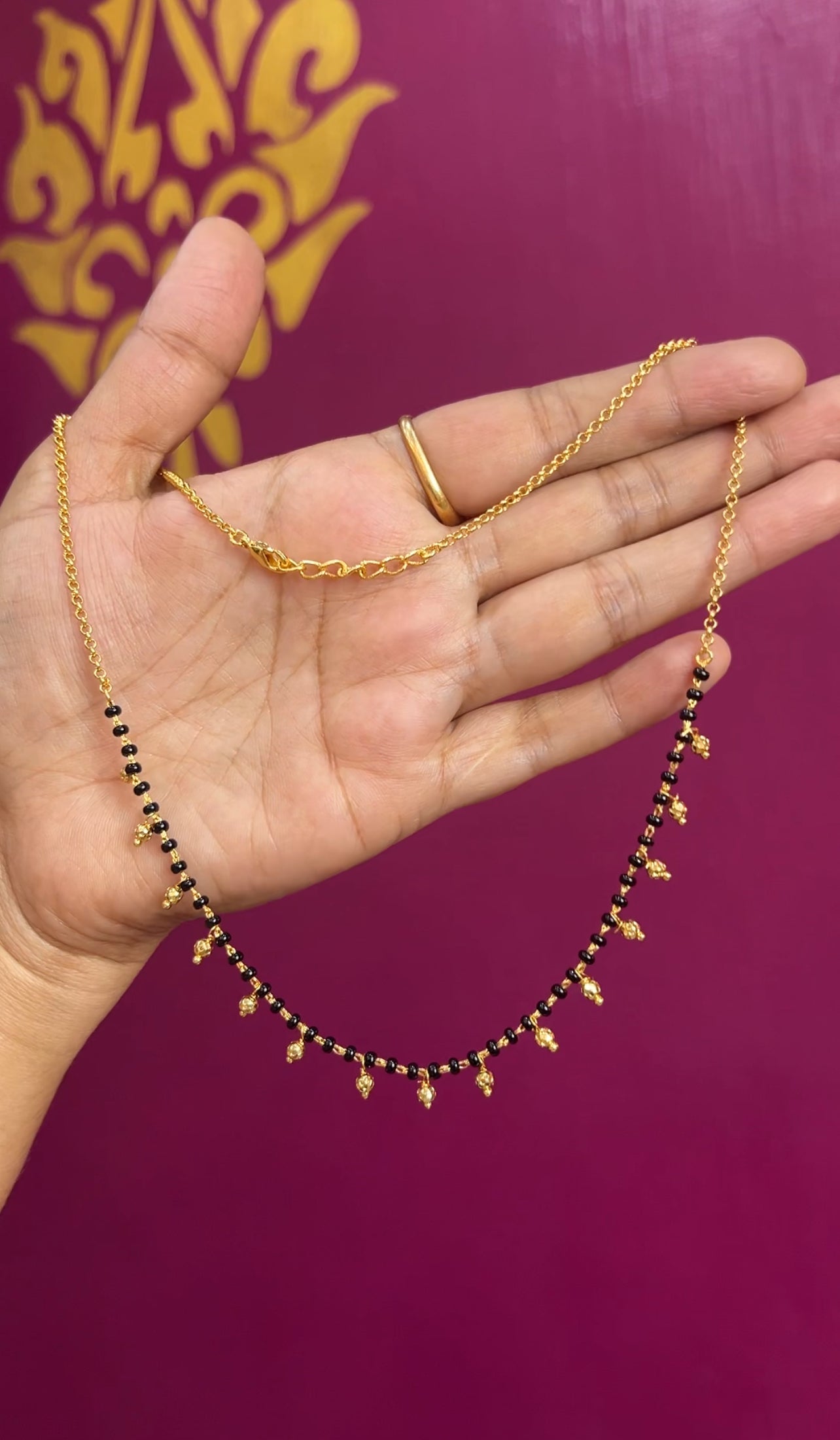 Black beads 16inches BB073