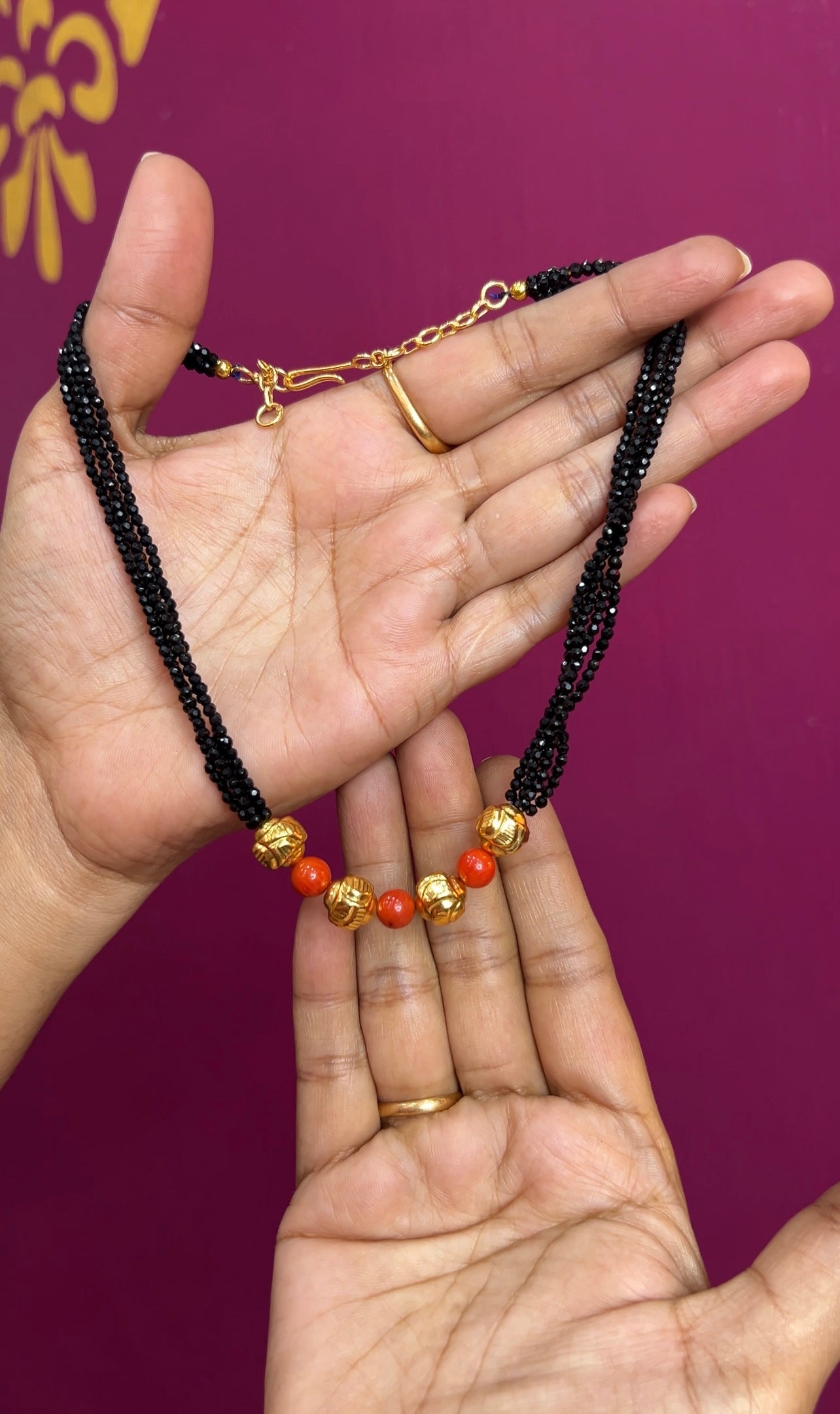 Black beads 16inches BB049