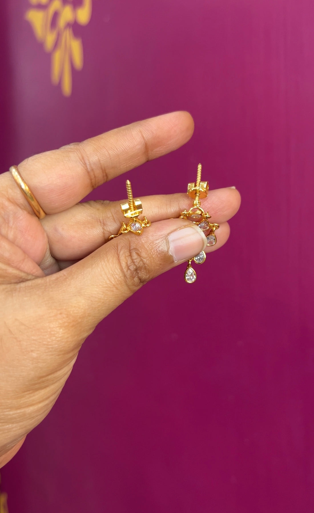 Earrings ER048
