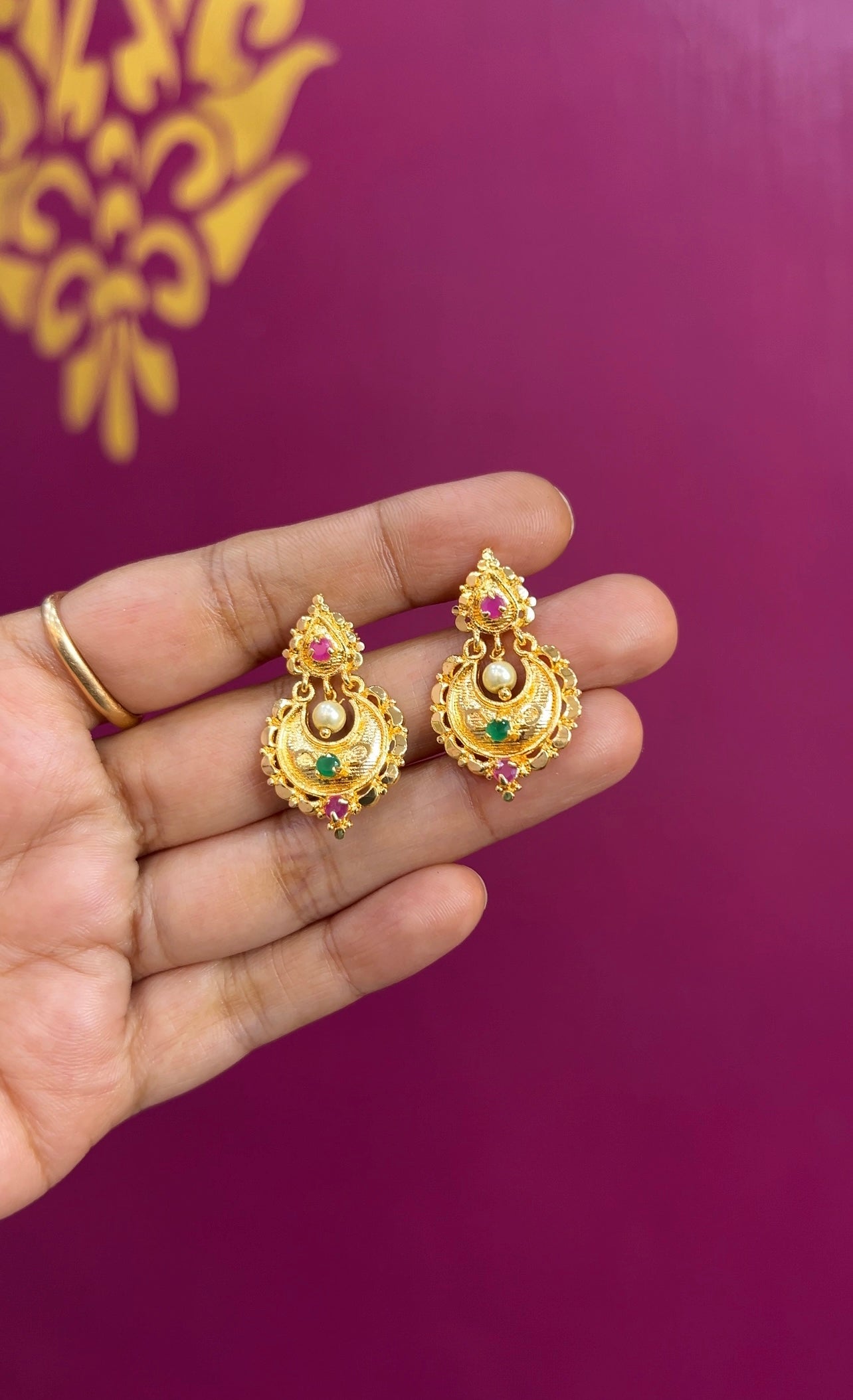 Earrings ER104