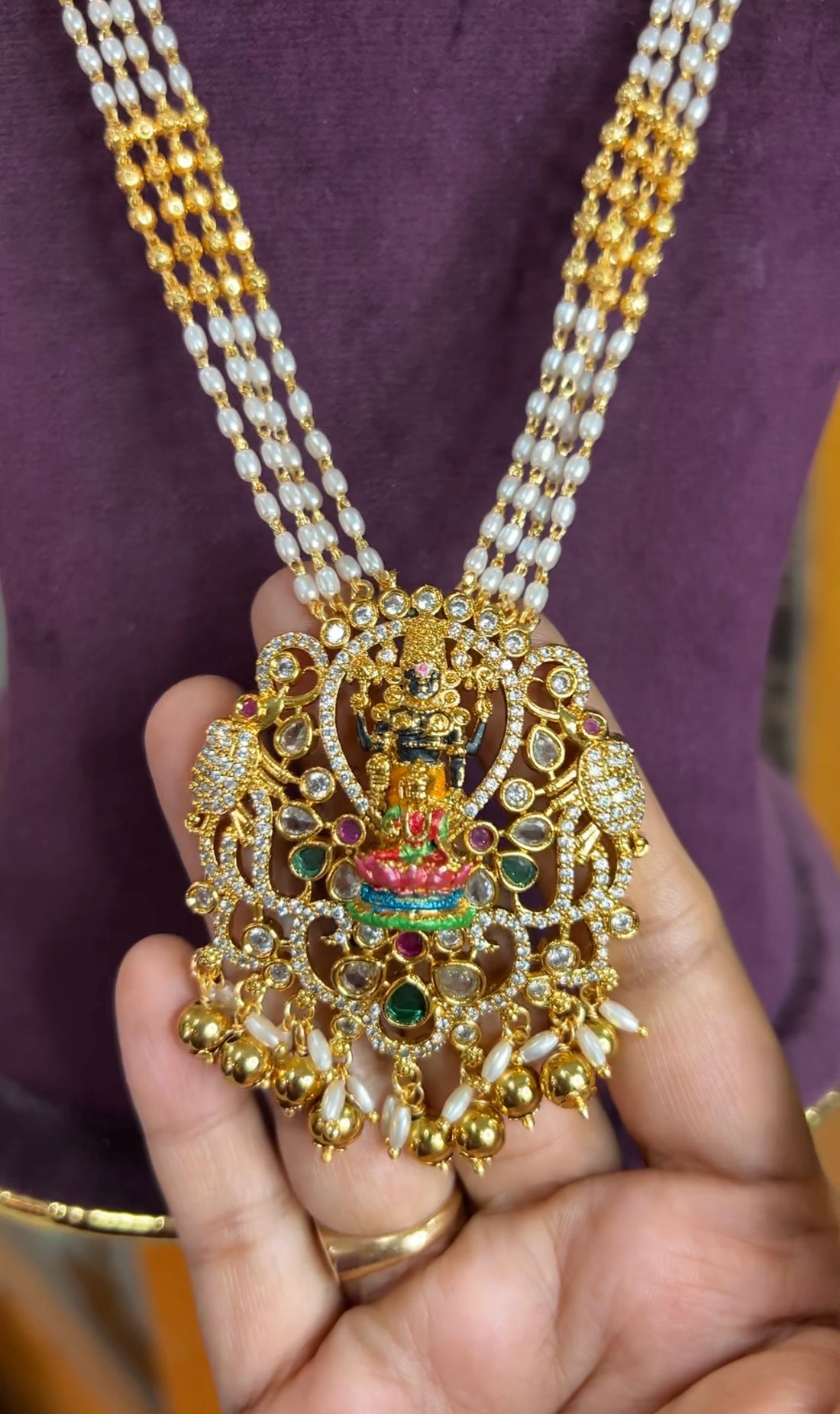 Pearls chain 26inches BCH075