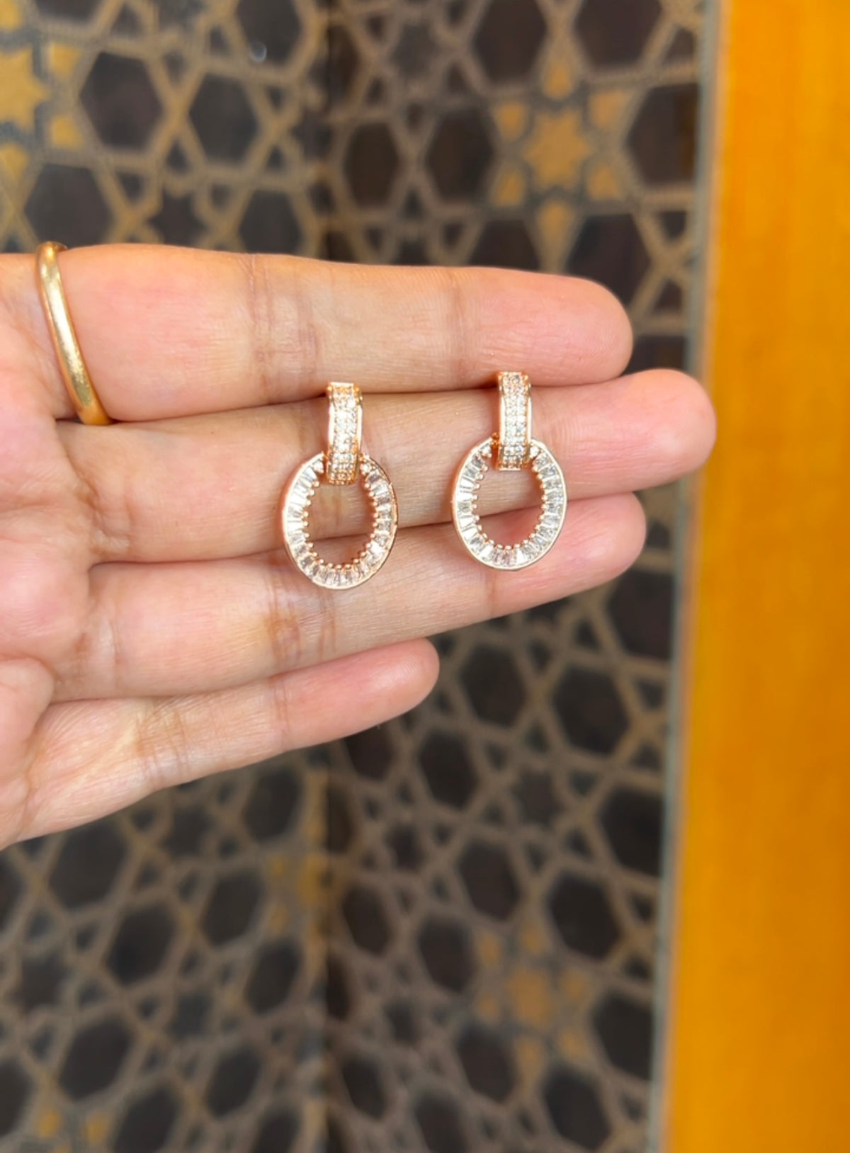 Rose gold earrings RG028