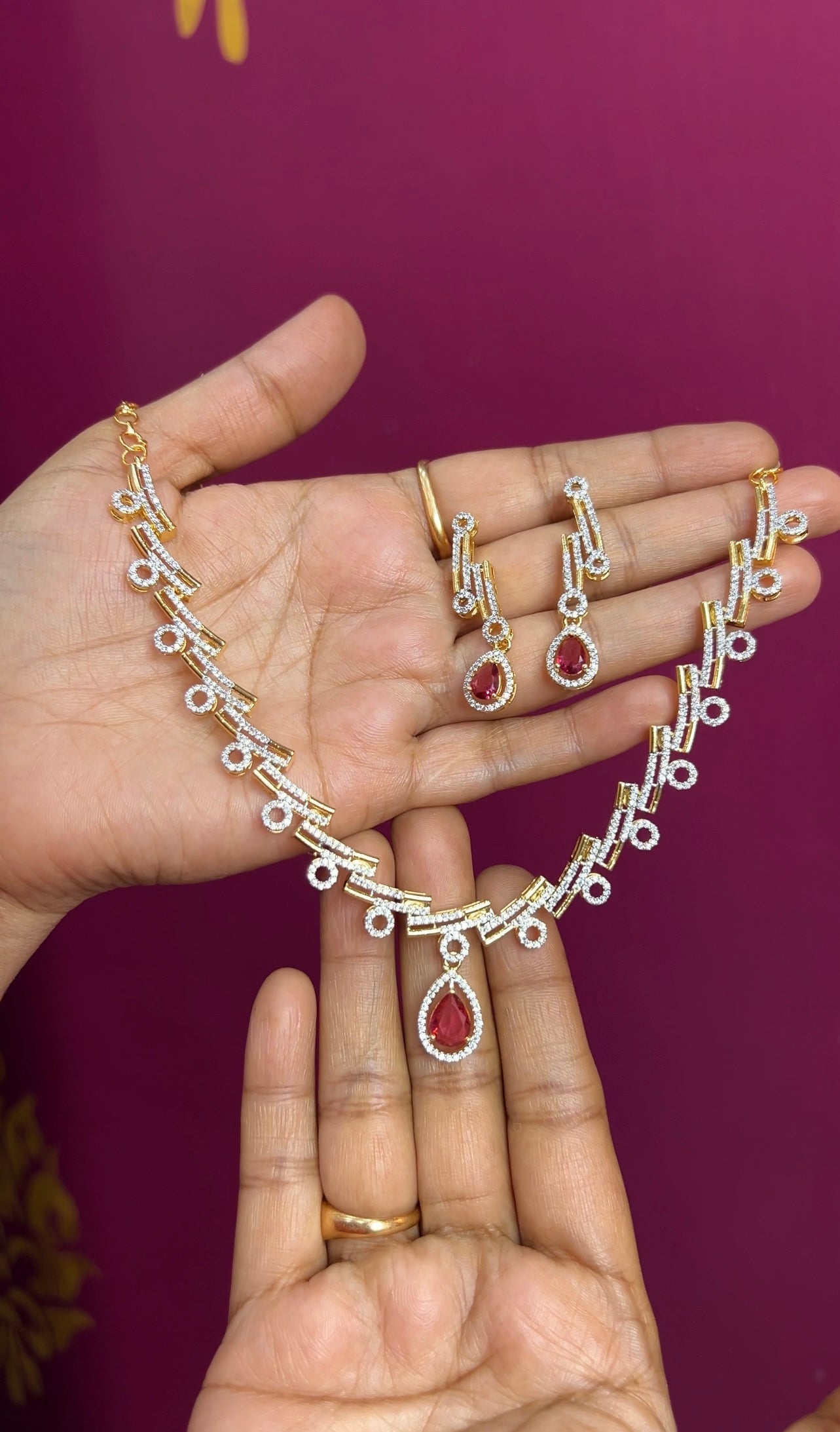 GJ necklace GJNK010