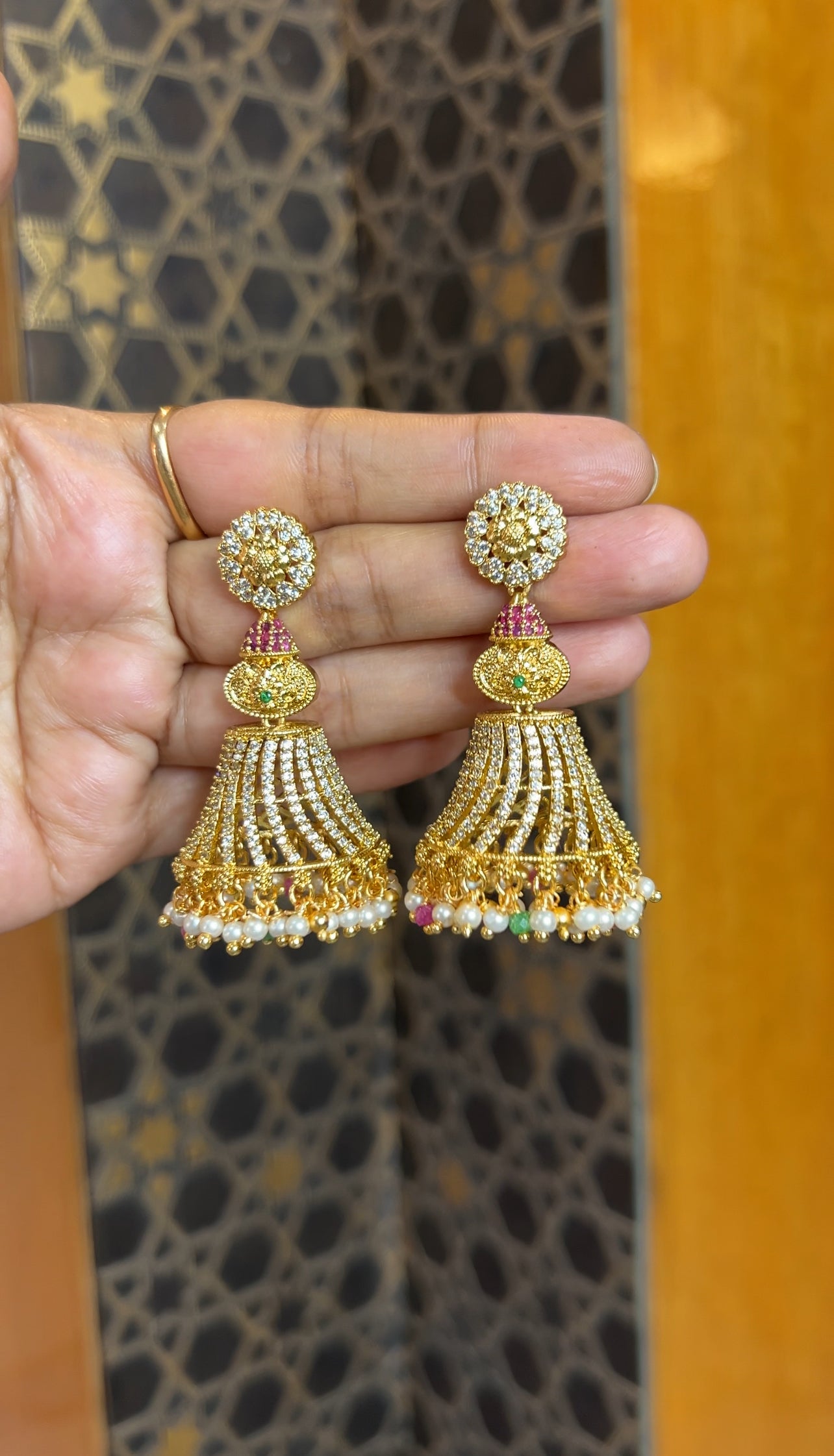 Earrings ER195