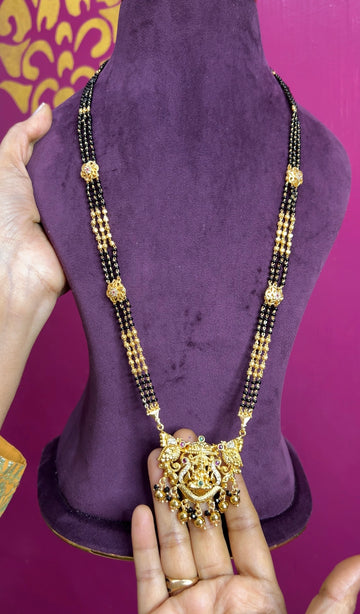 Black beads 26inches BB059