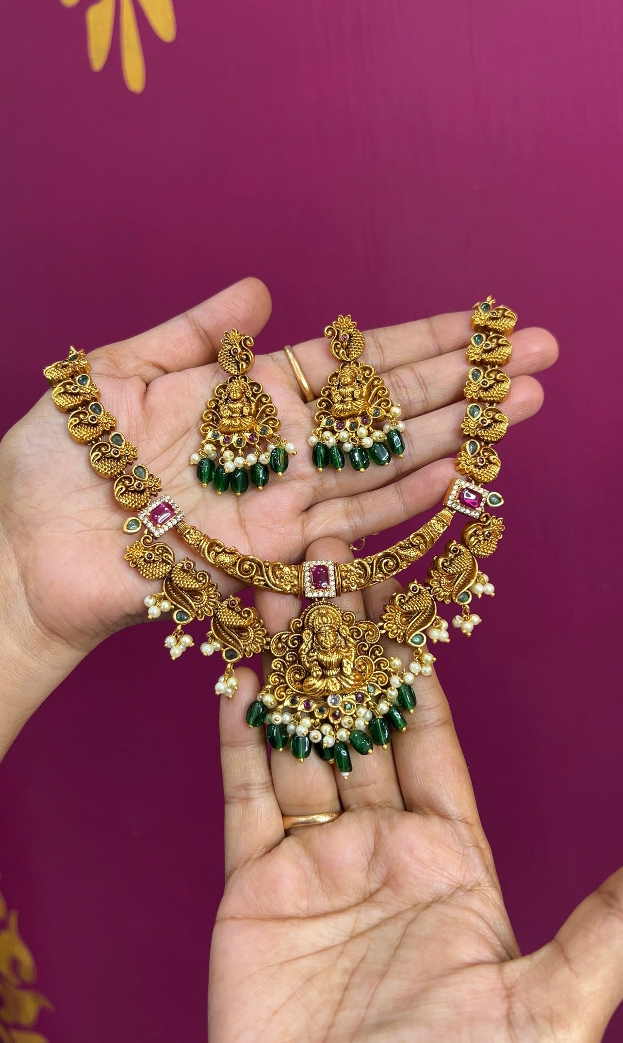 Antique finish necklace NK071