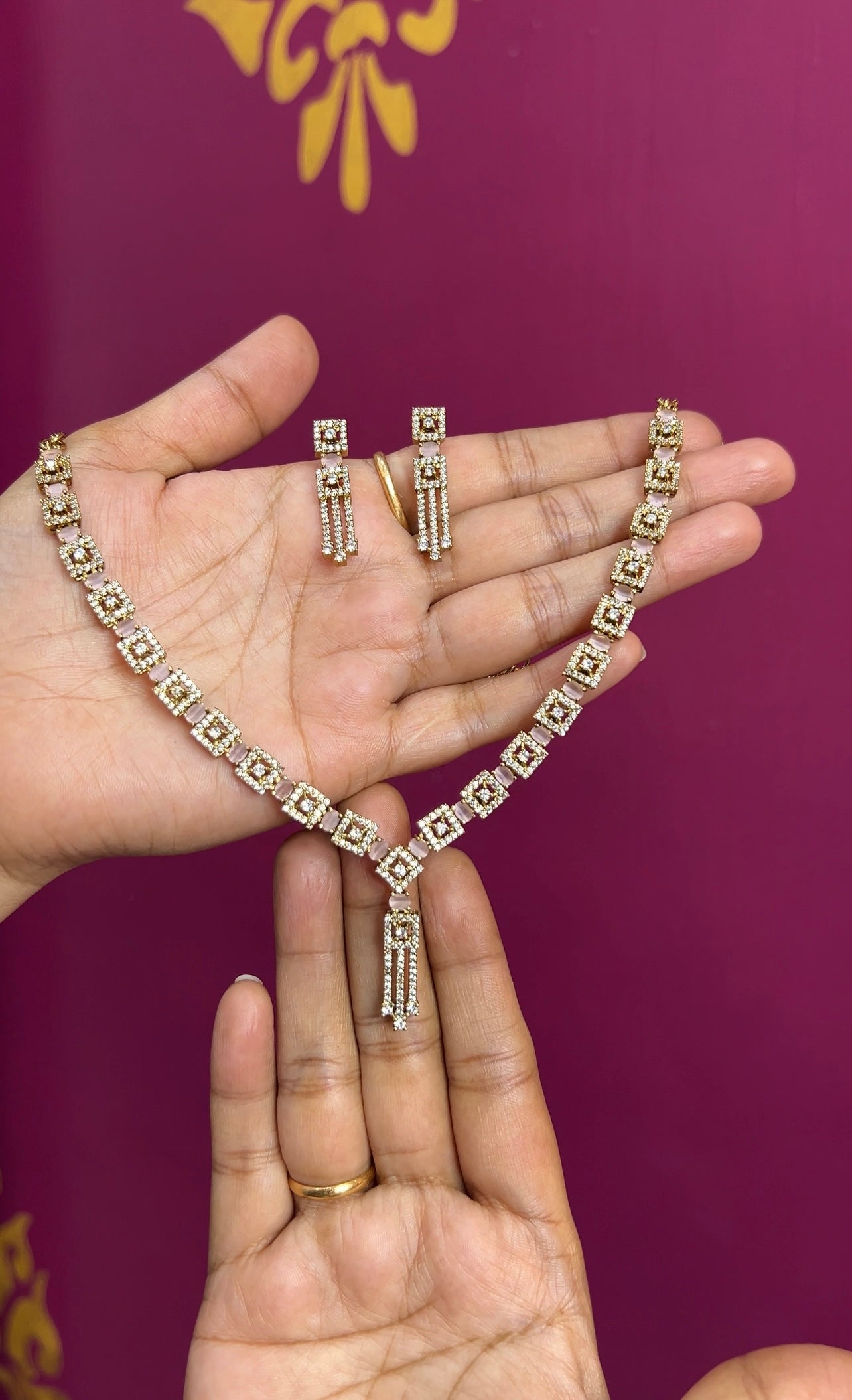 Mehendi Victorian necklace NK068