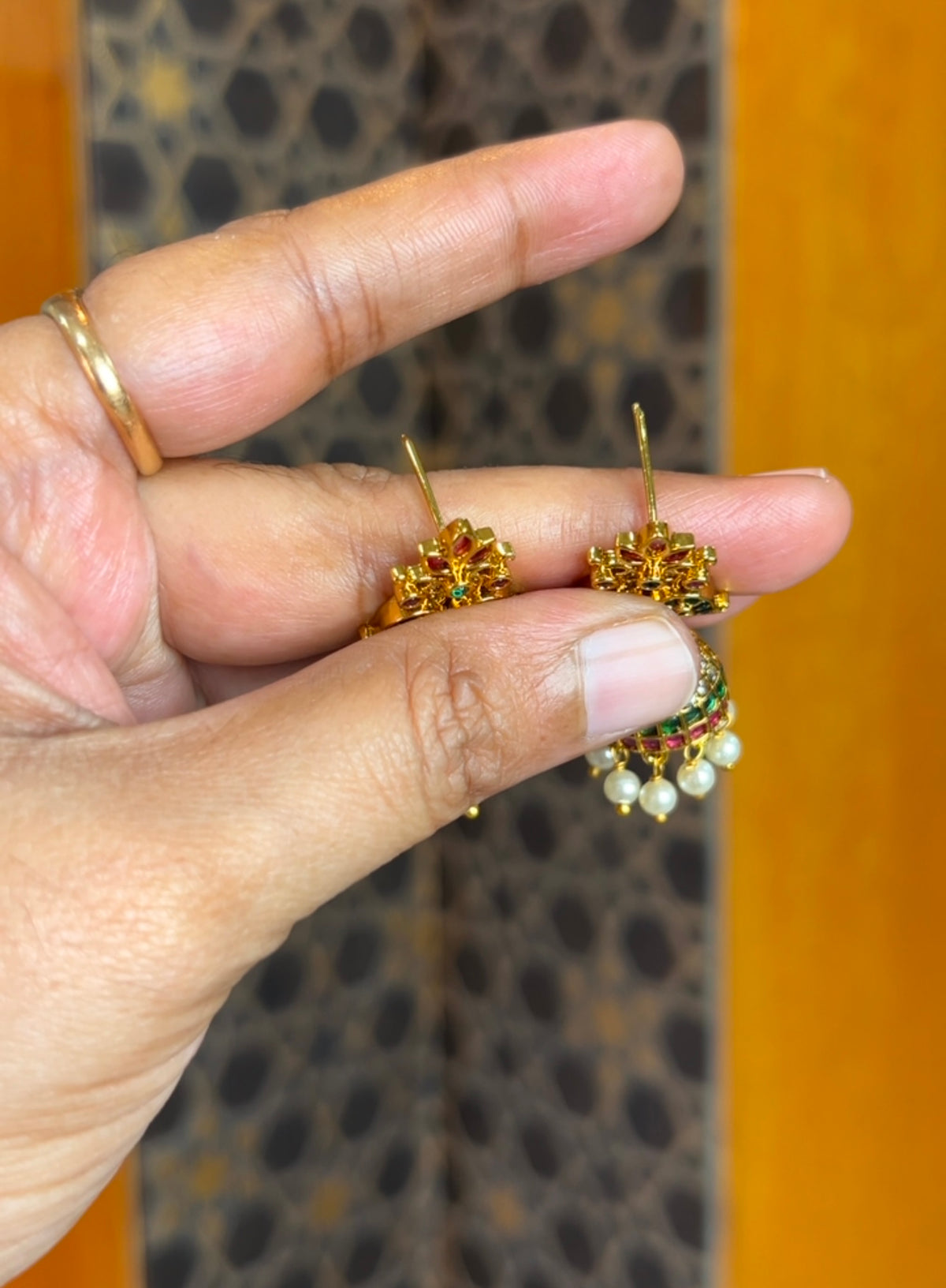 Earrings ER238