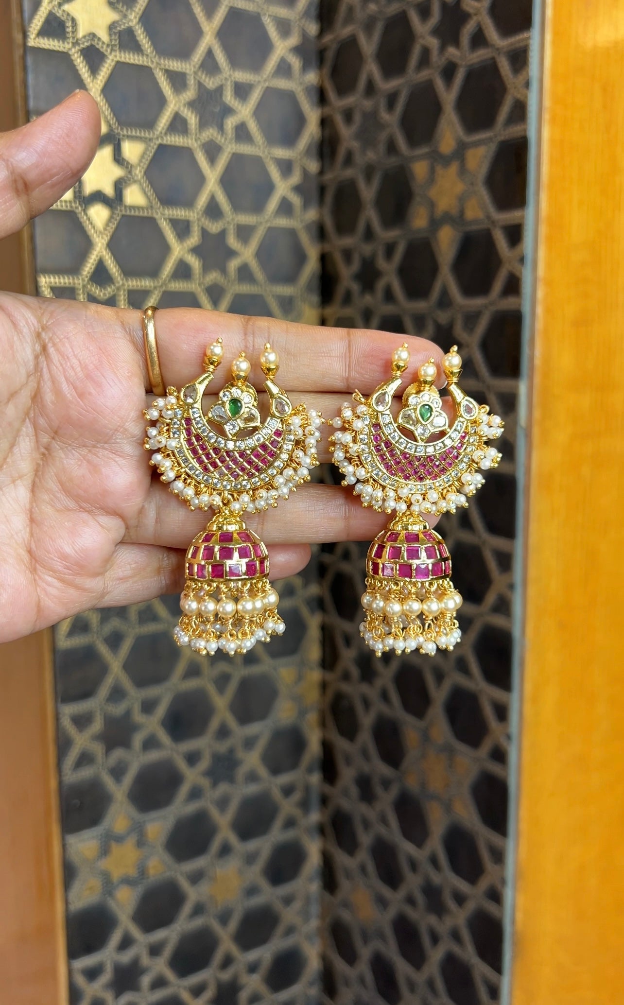 Earrings ER211