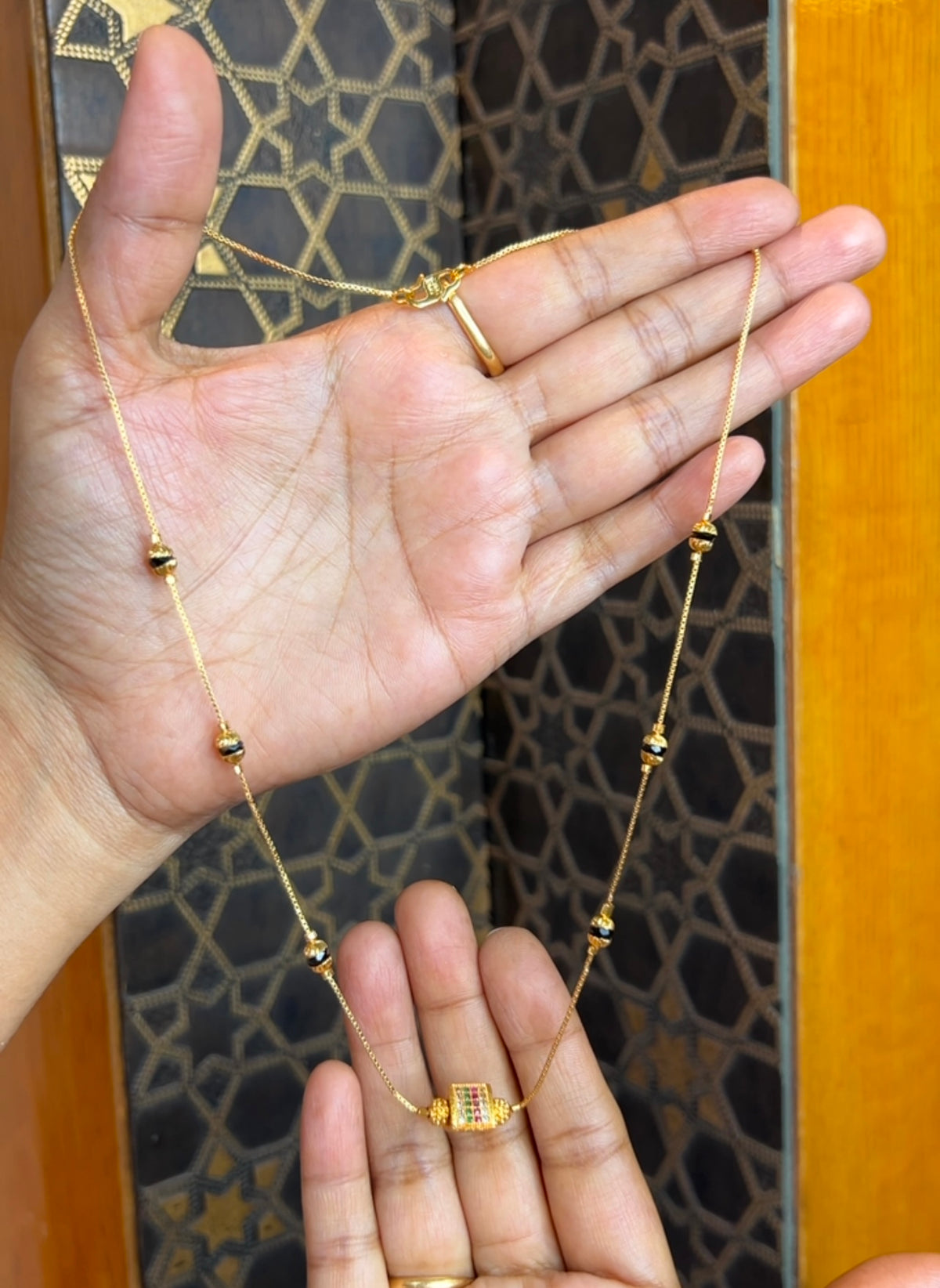 Black beads 18inches SHCH030