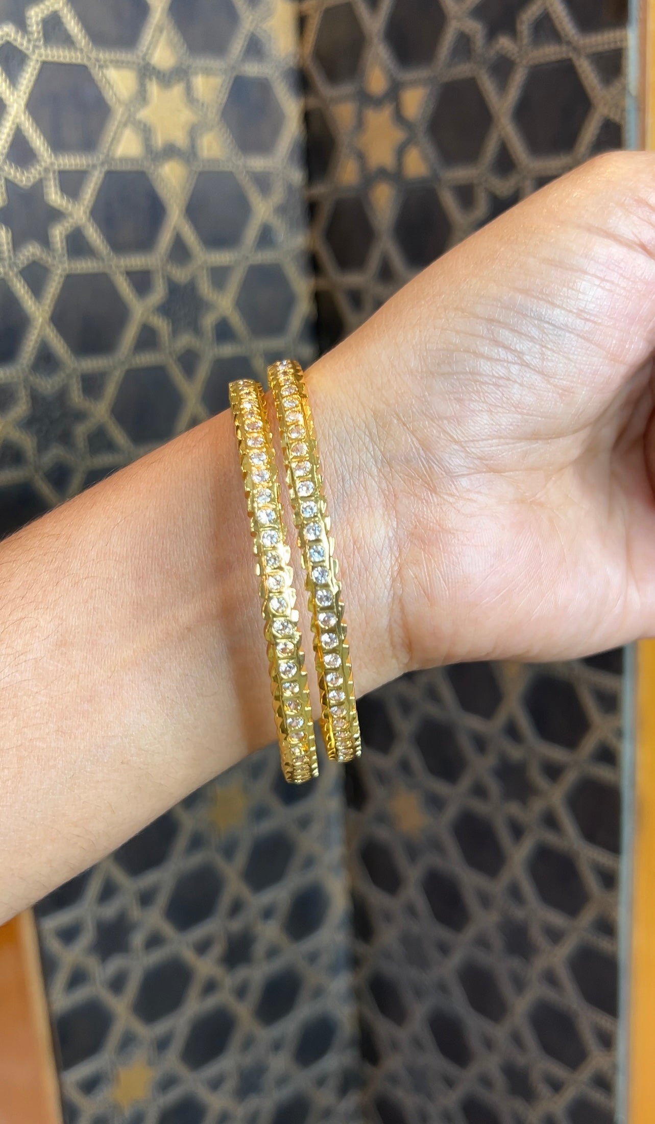 Bangles CZB007