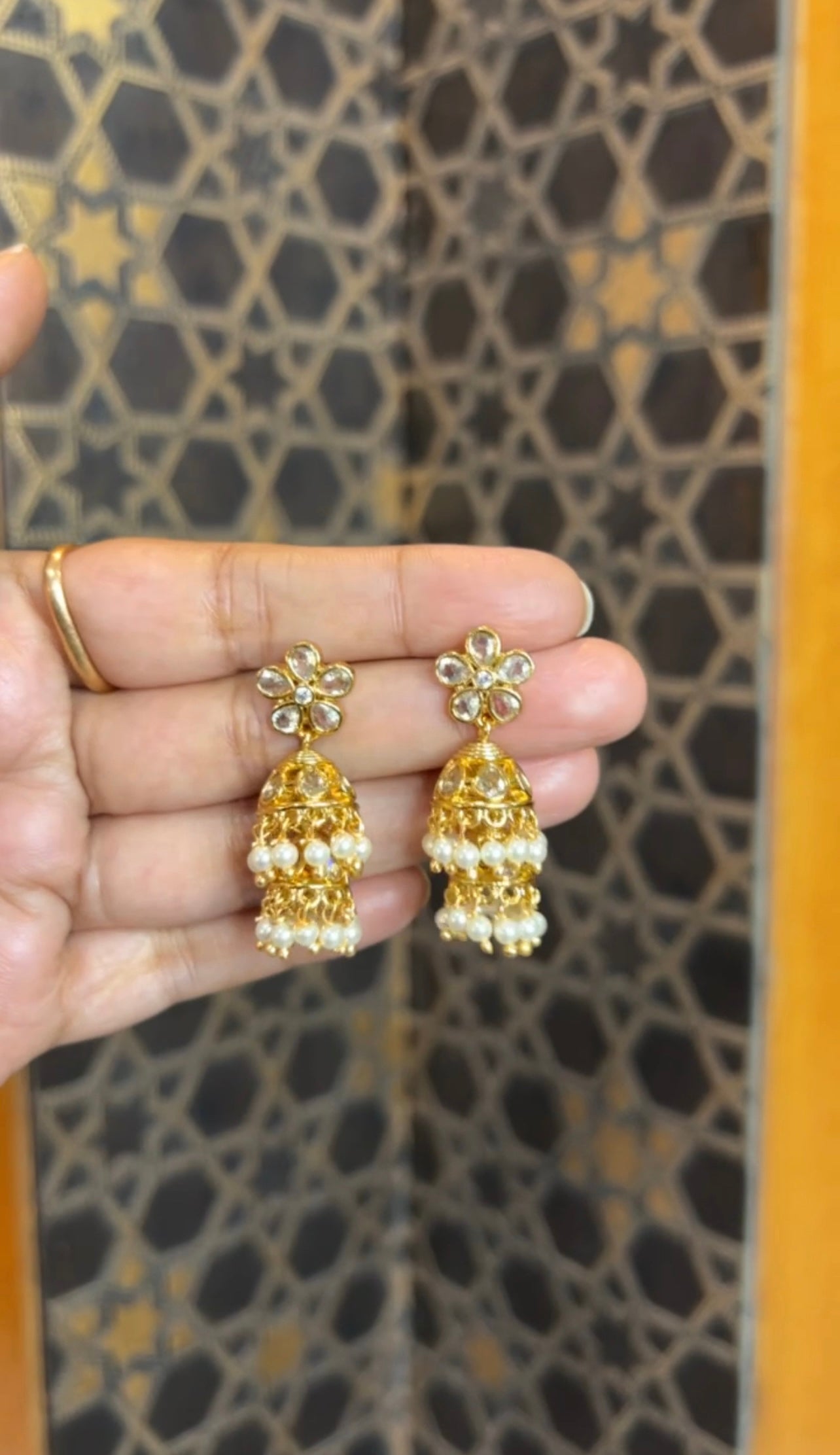 Earrings ER187