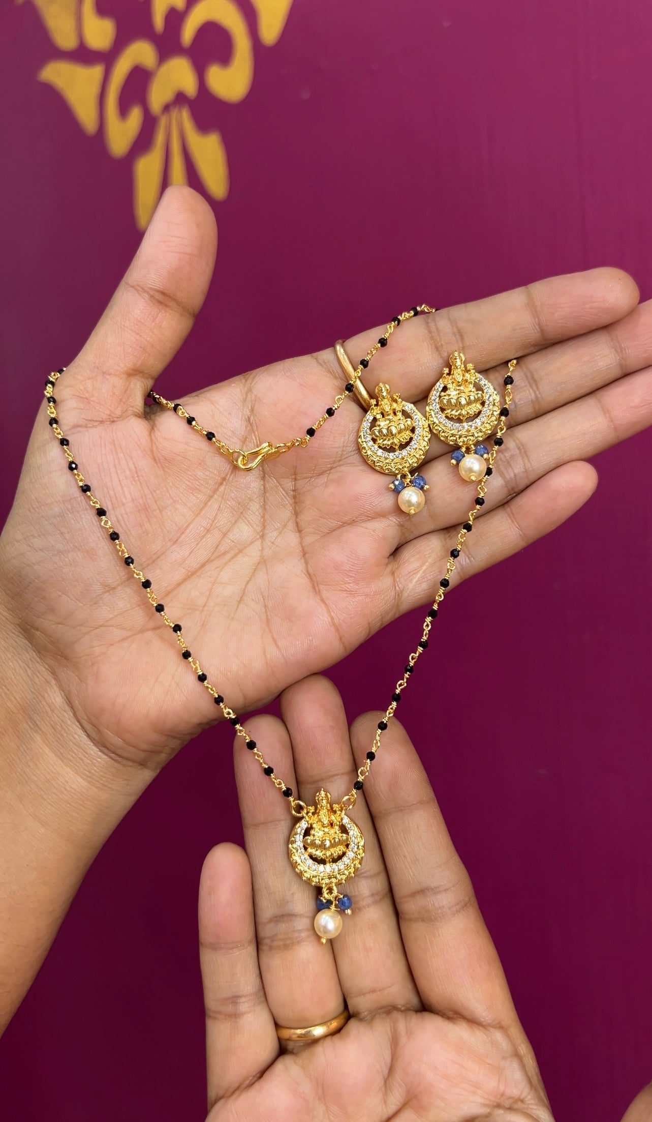 Black beads 16inches BB009