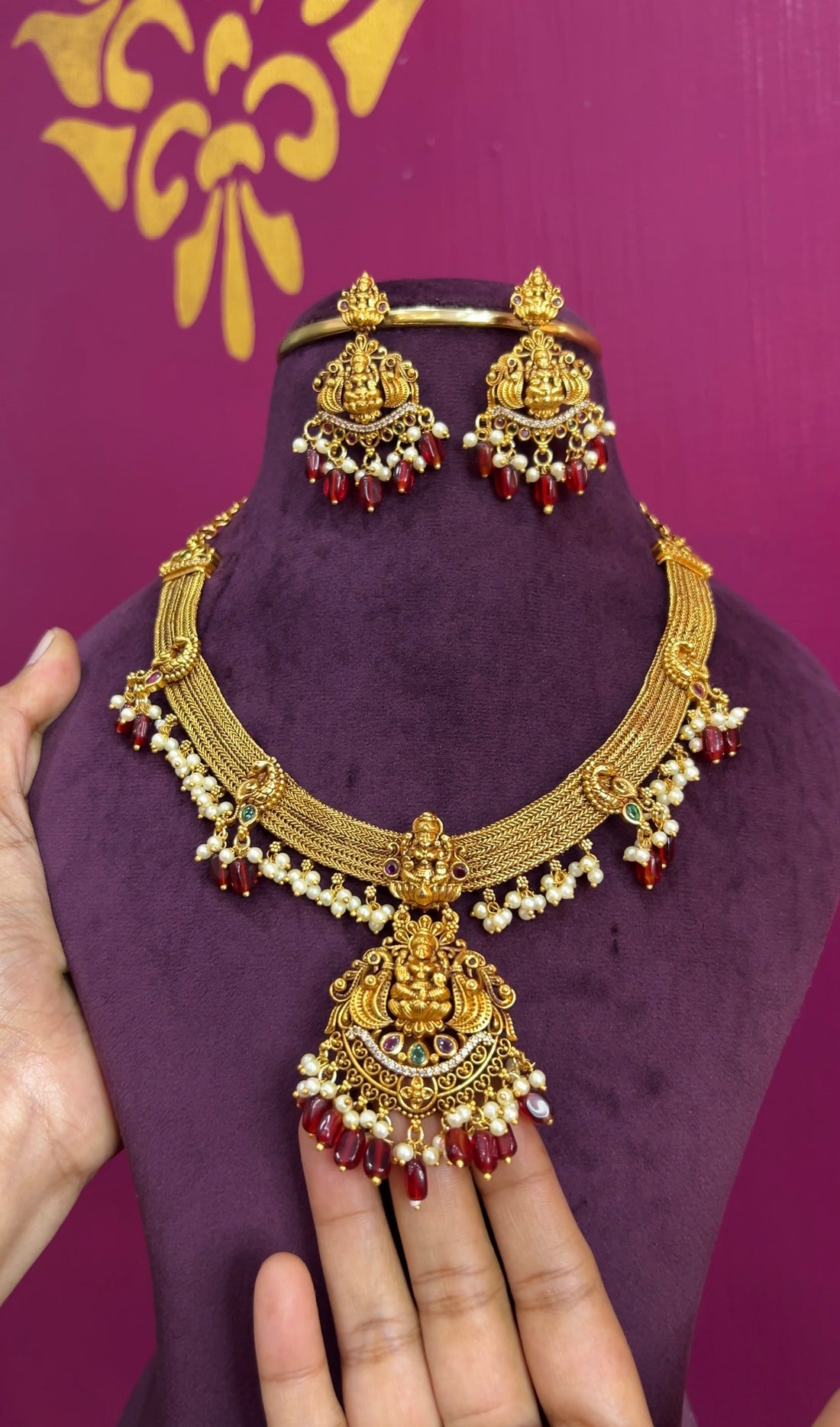 Antique finish necklace NK072