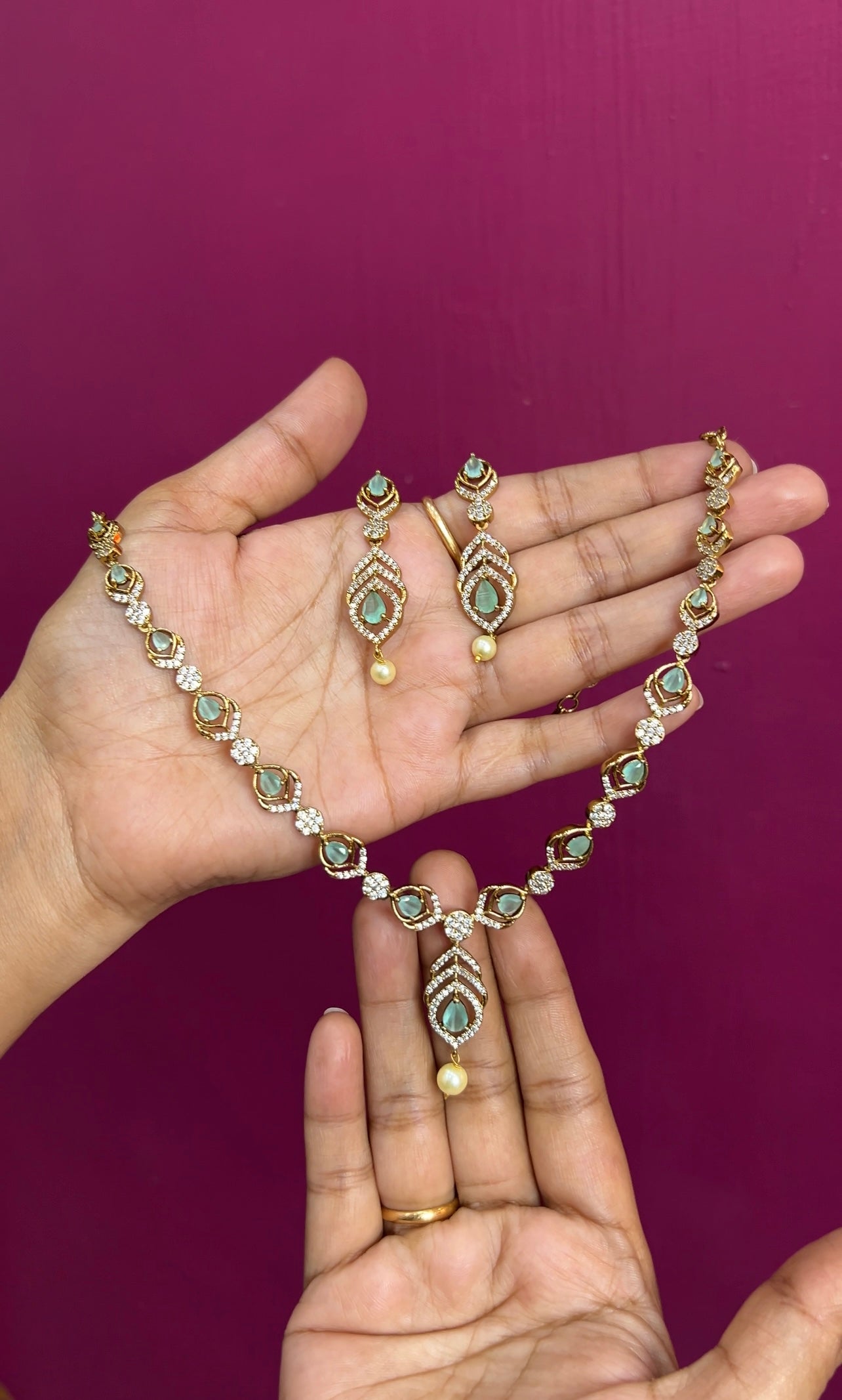 Mehendi Victorian necklace NK070