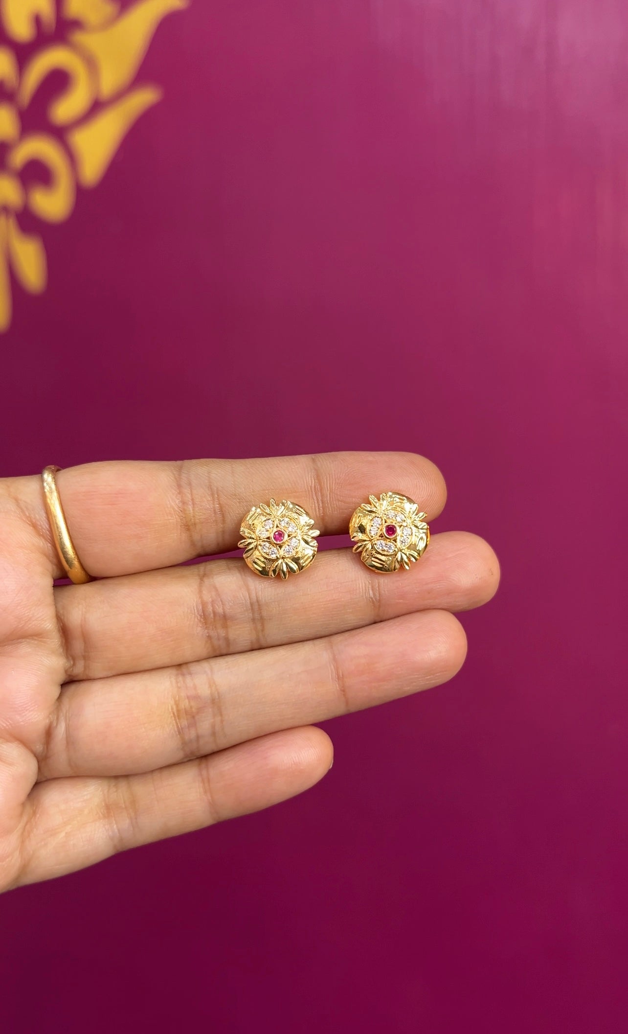Earrings ER116