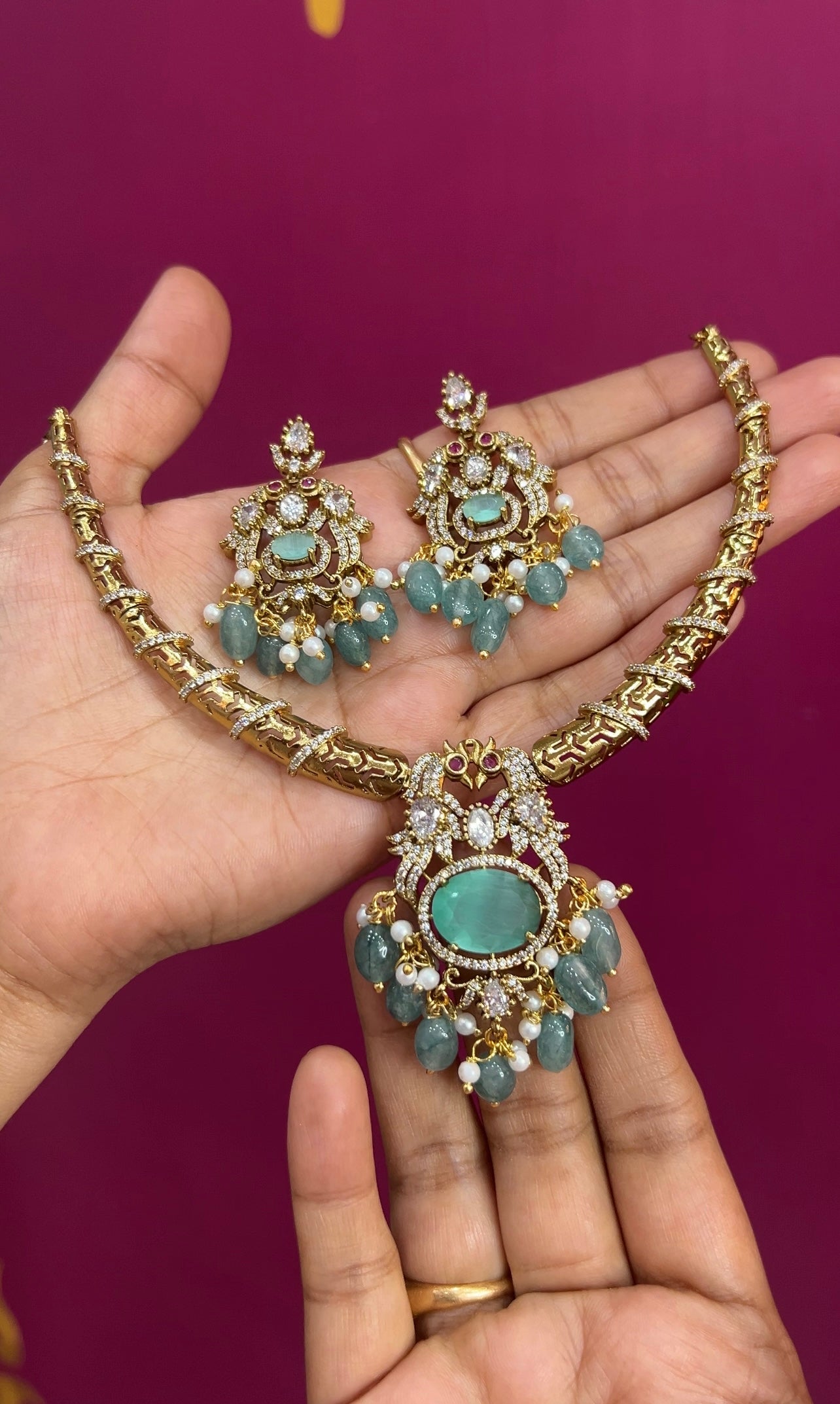 Mehendi Victorian necklace