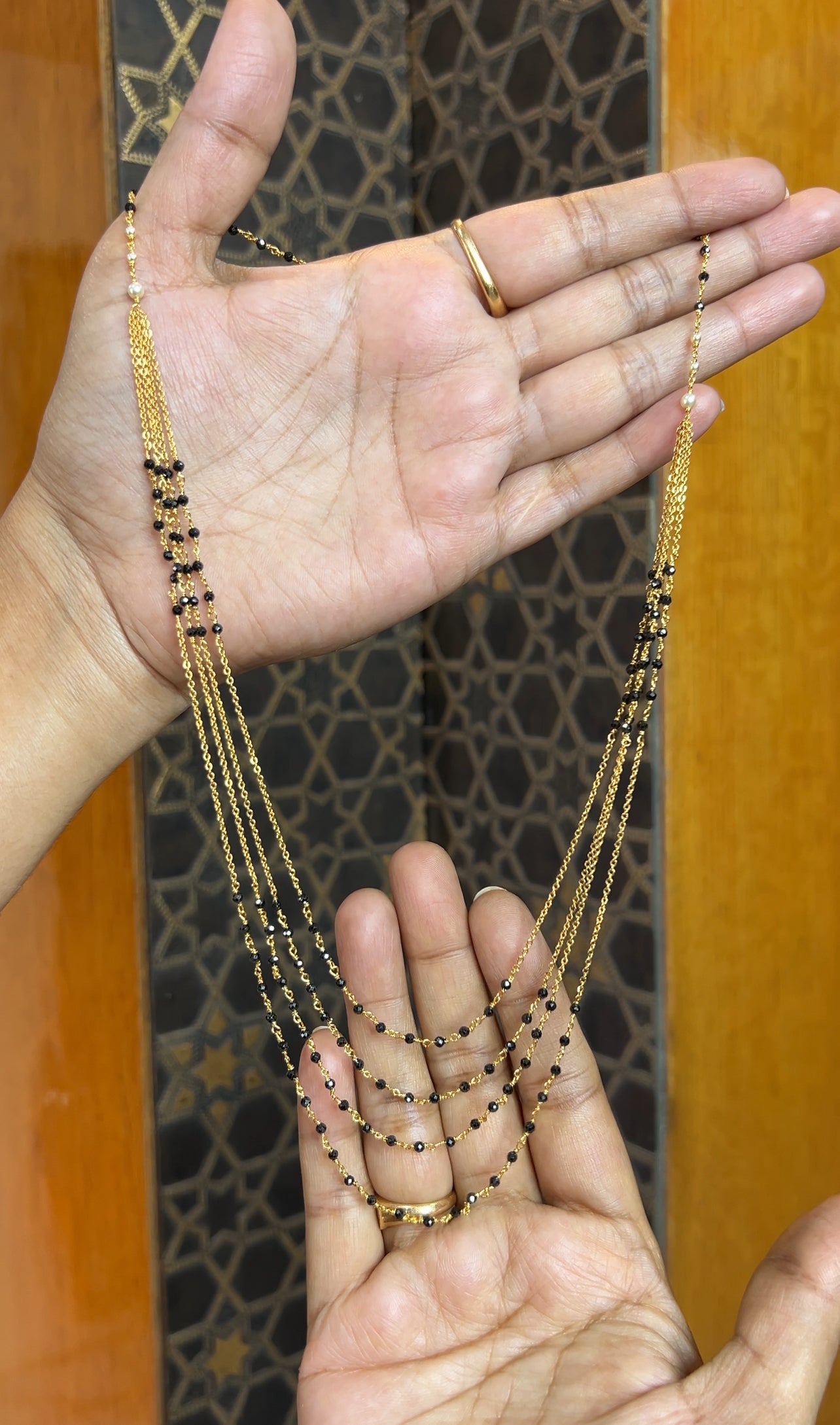 Black beads 18inches BB075