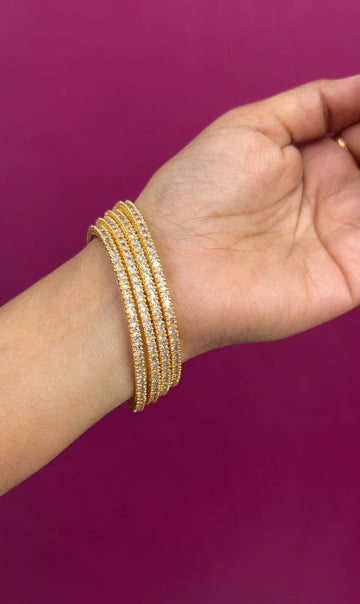 Bangles CZB002