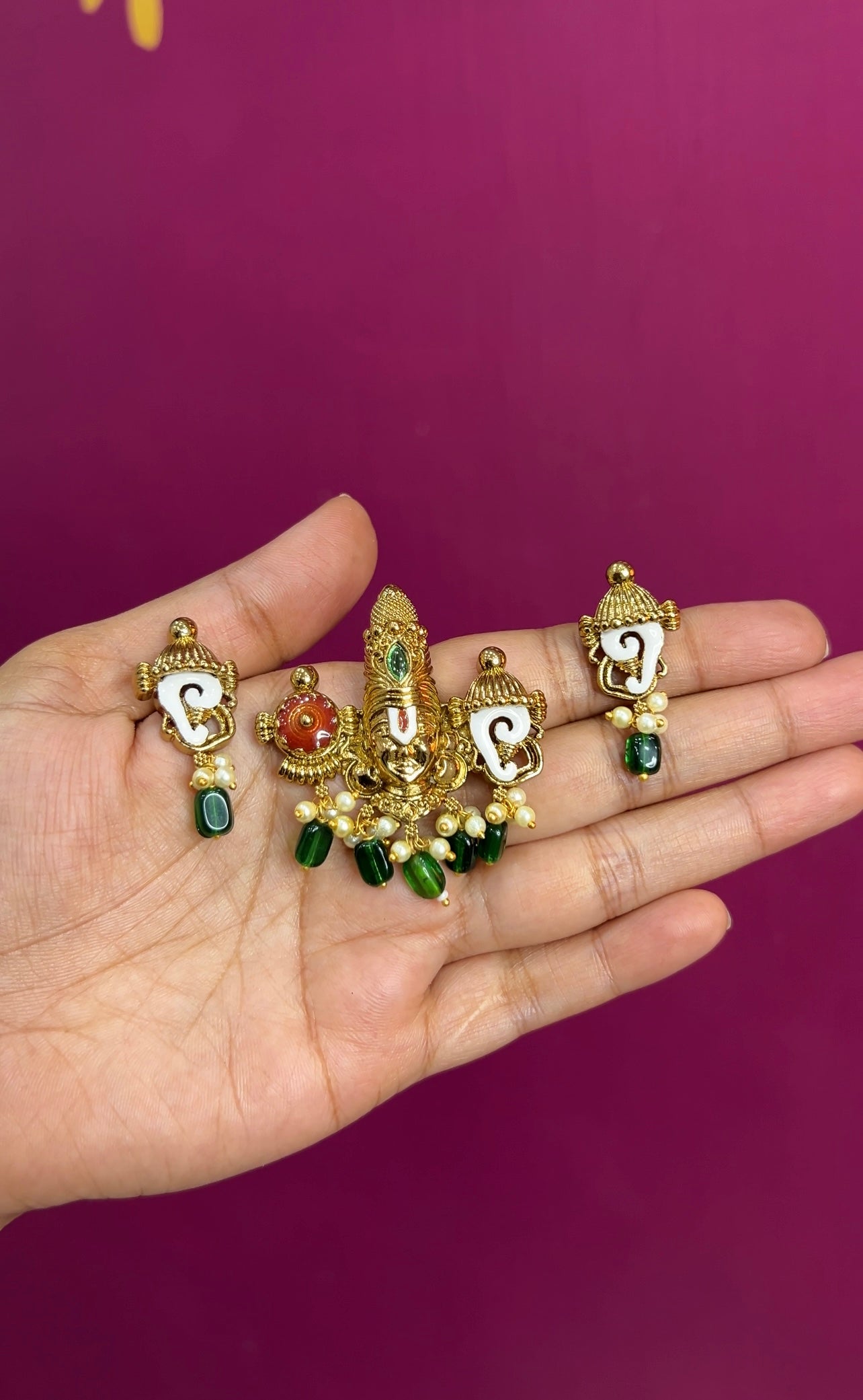 Antique finish locket set LS004