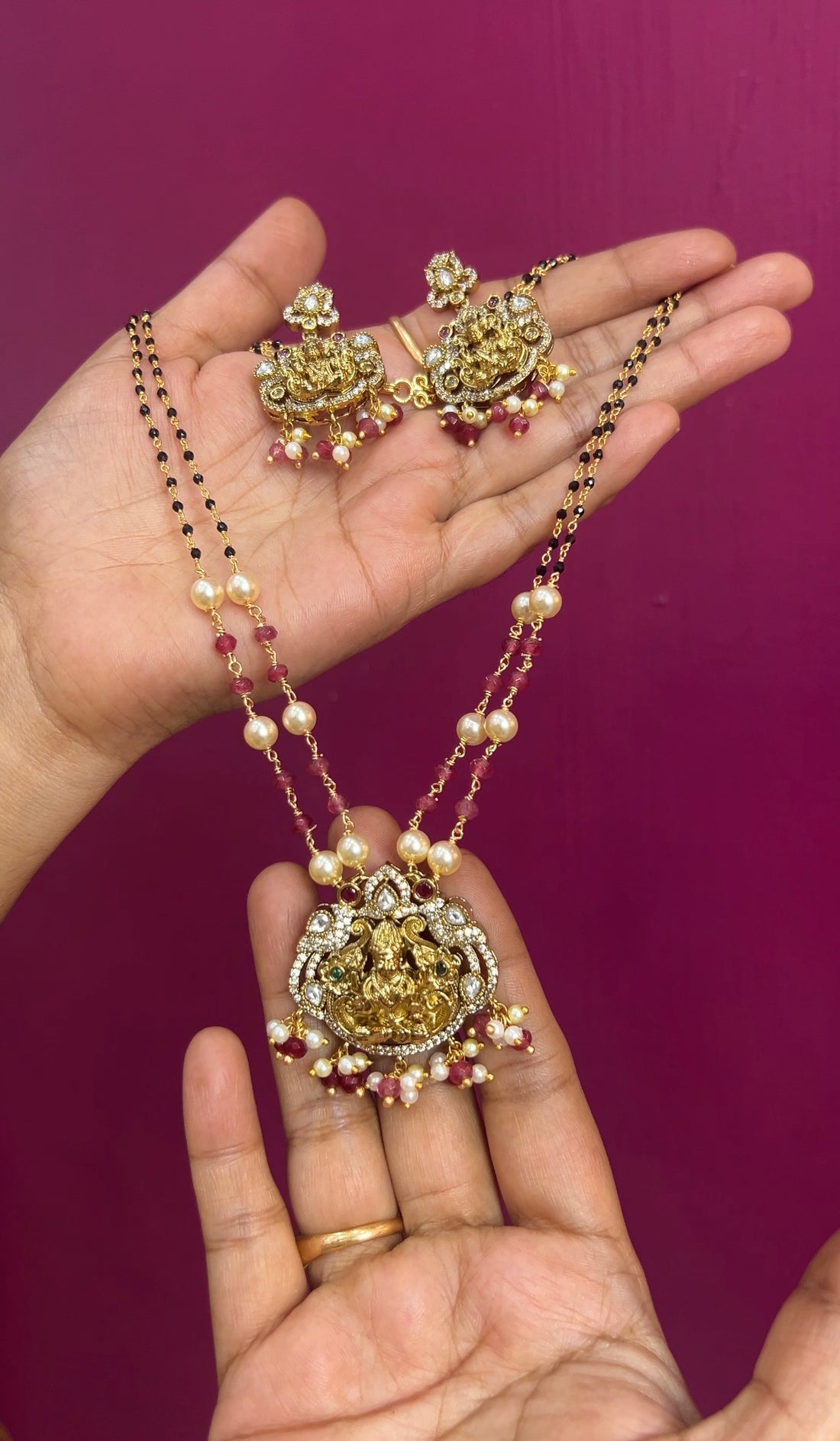 Antique finish Black beads 18inches BB040