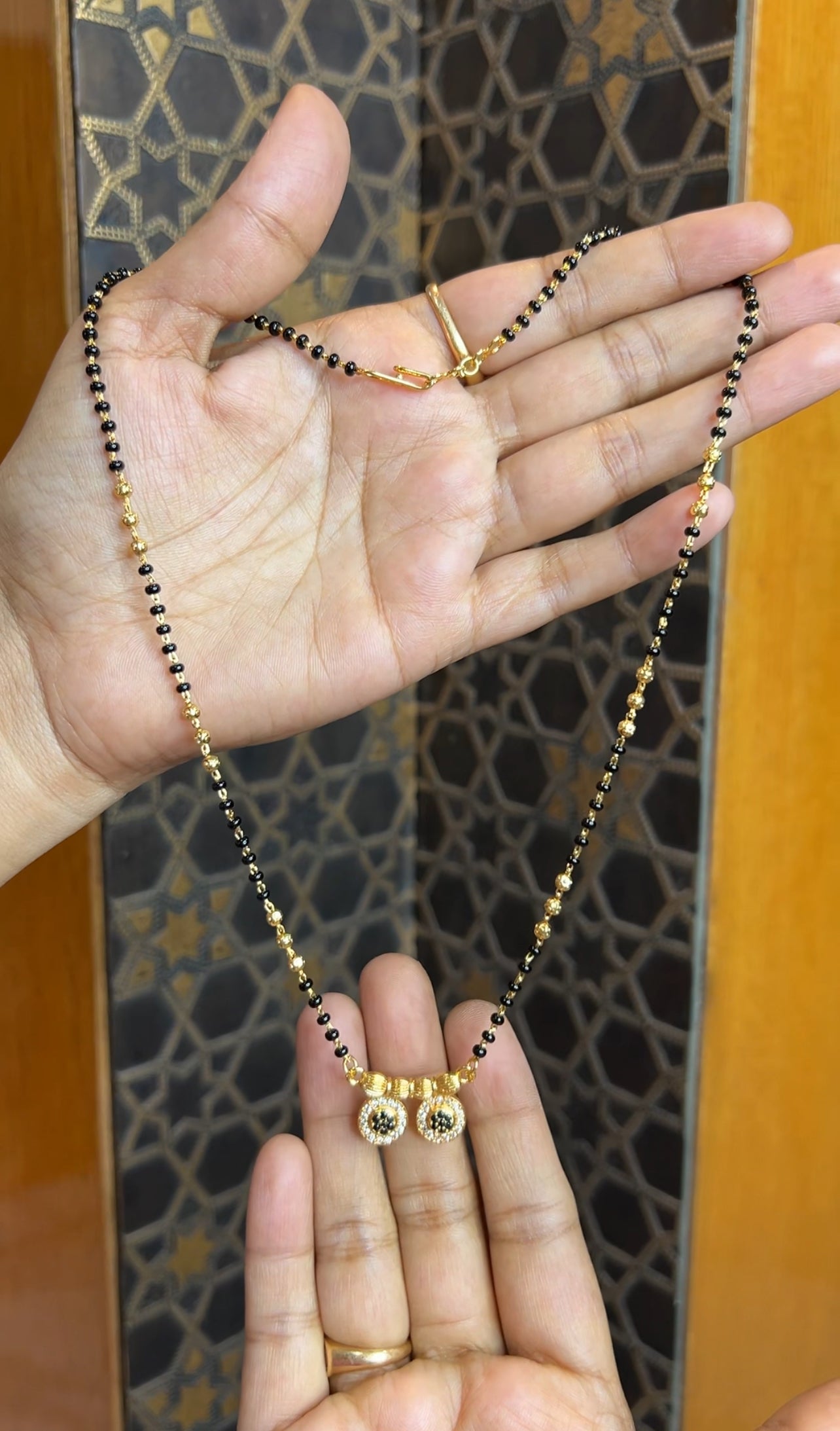 Black beads 18inches BB085