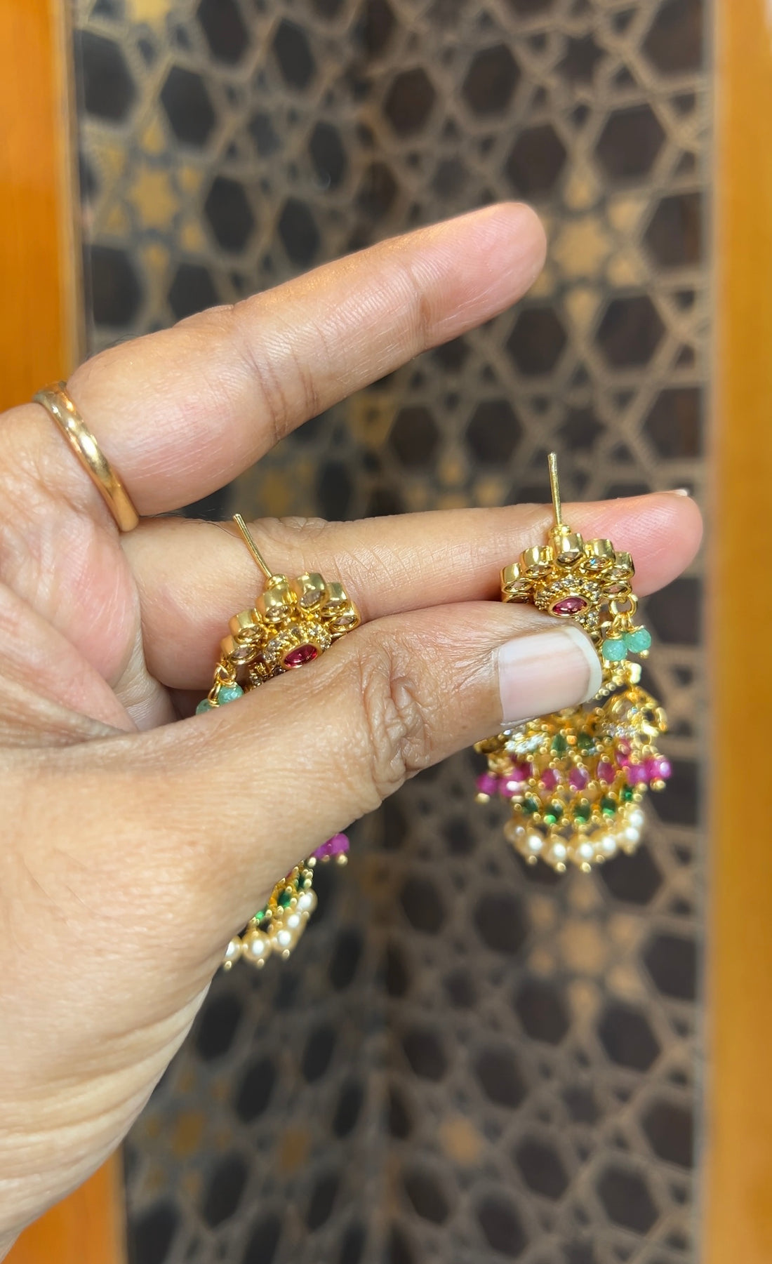 Earrings ER230