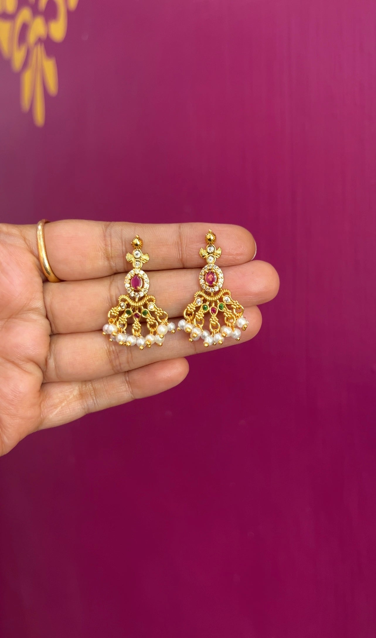 Earrings ER053