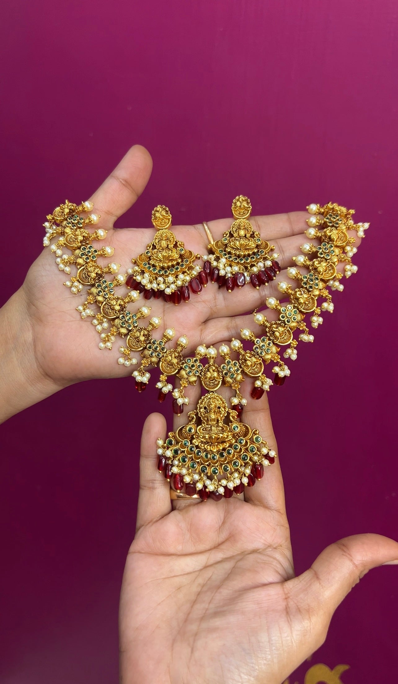 Antique finish necklace NK075