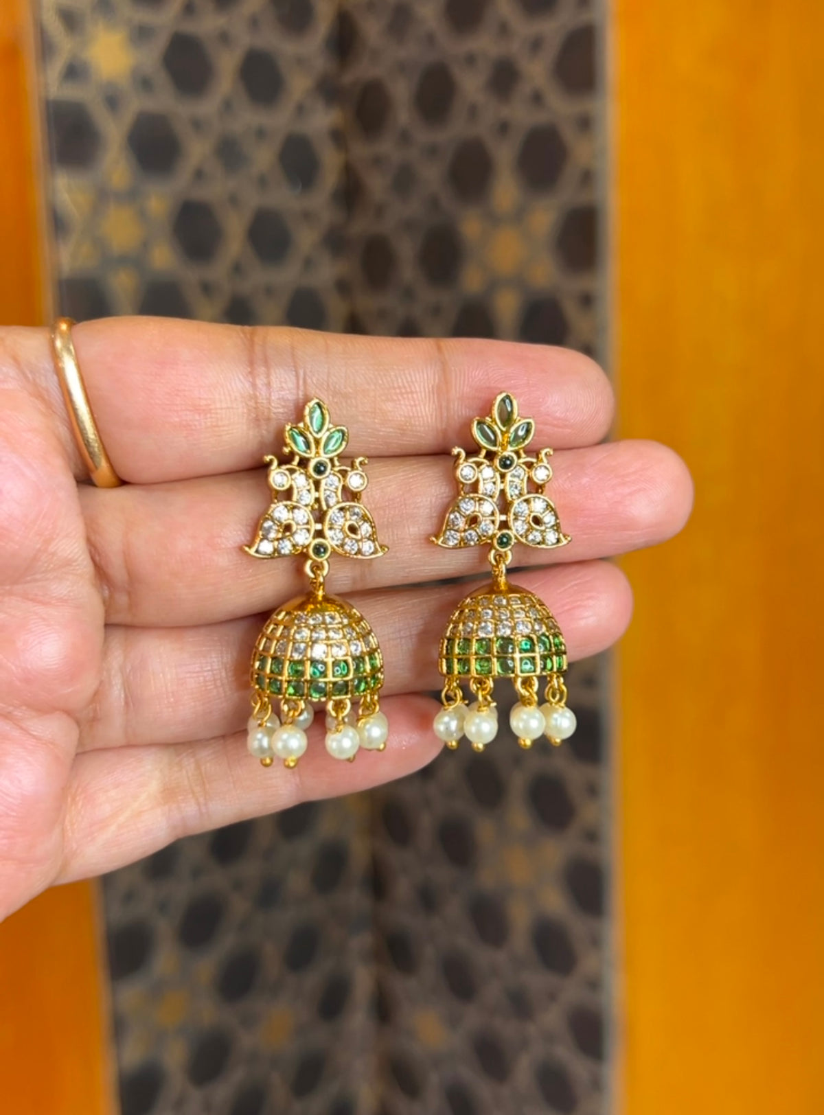 Earrings ER238