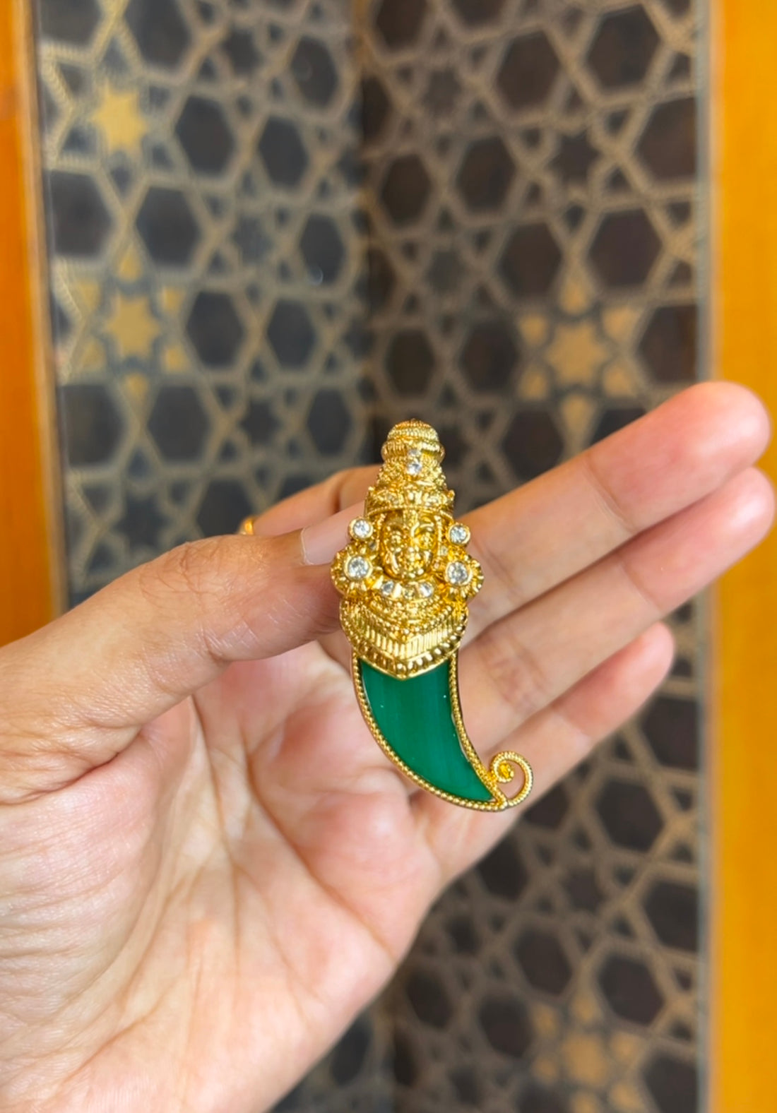 Balaji locket LK002