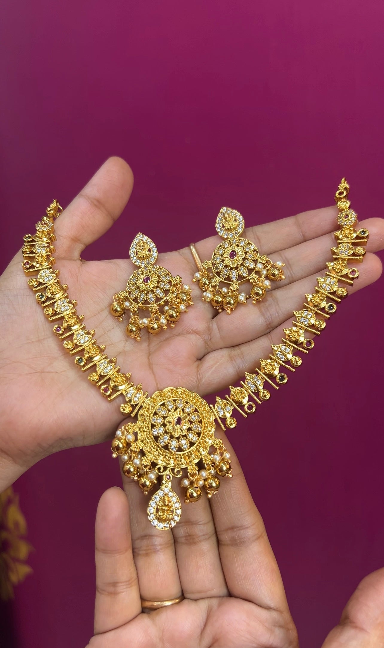 Antique finish necklace NK086