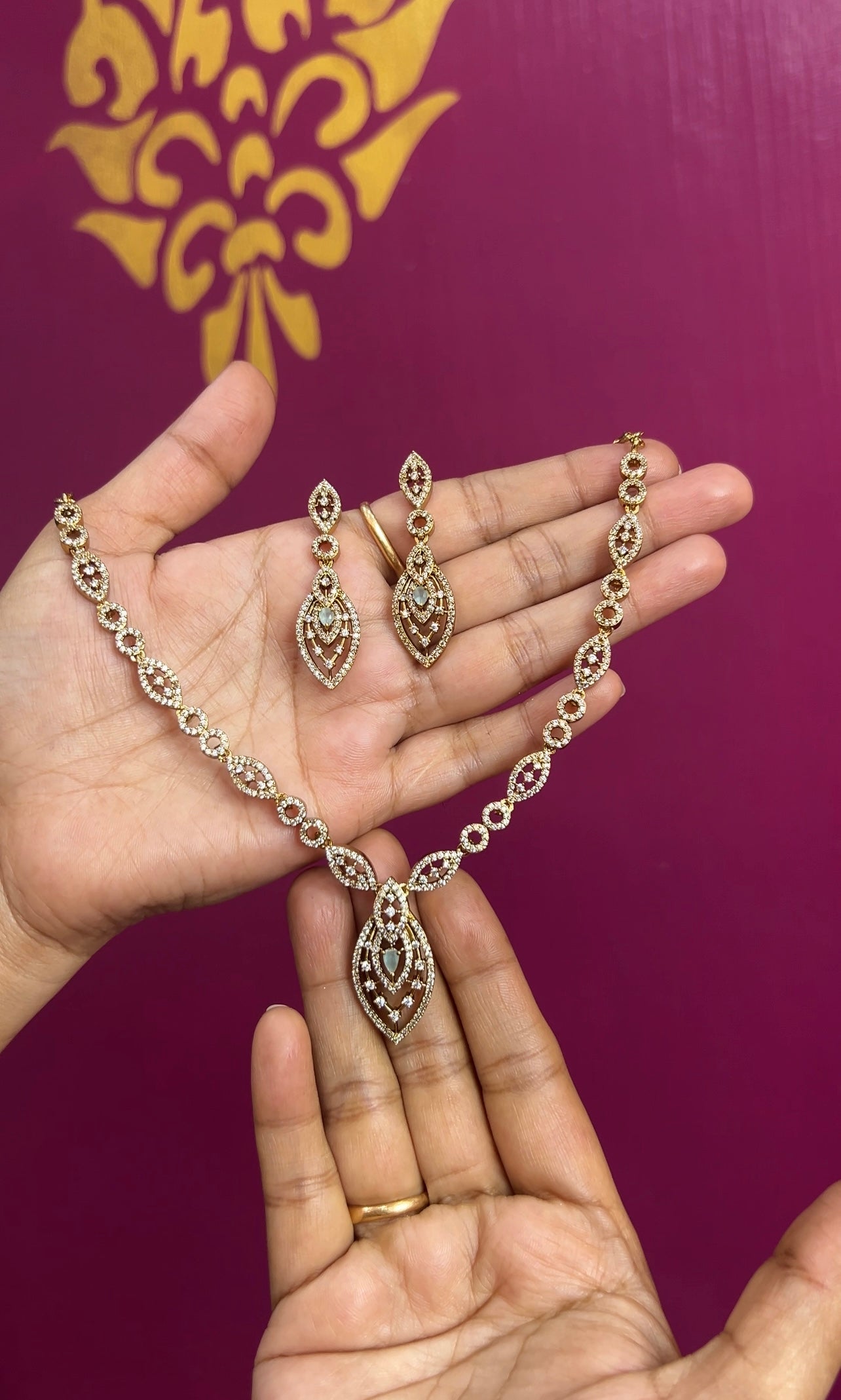 Mehendi Victorian necklace NK066