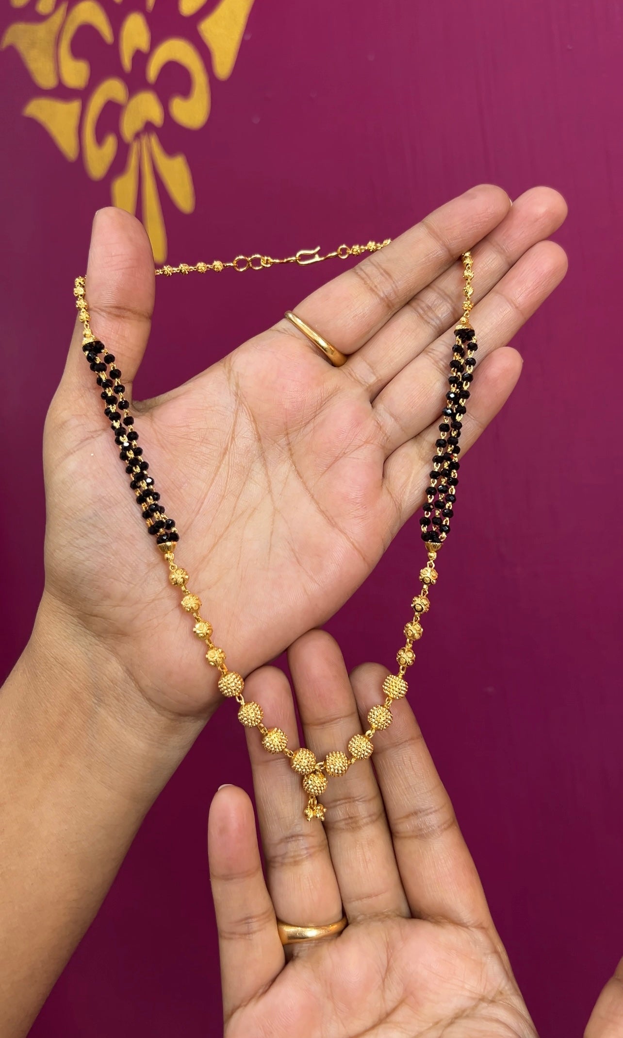 Black beads 16inches BB026