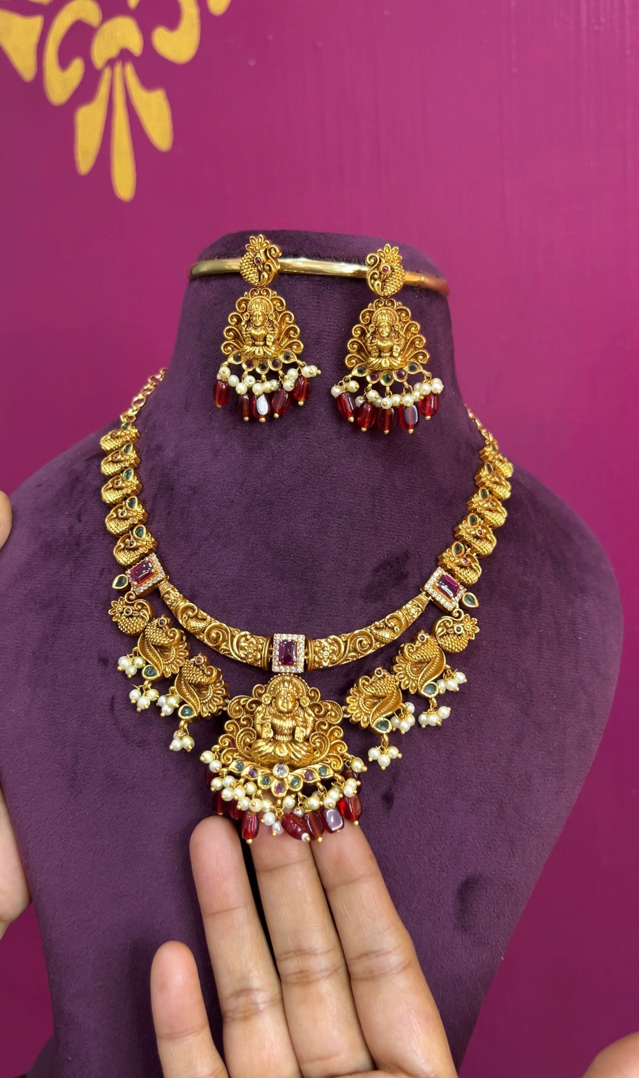 Antique finish necklace NK071