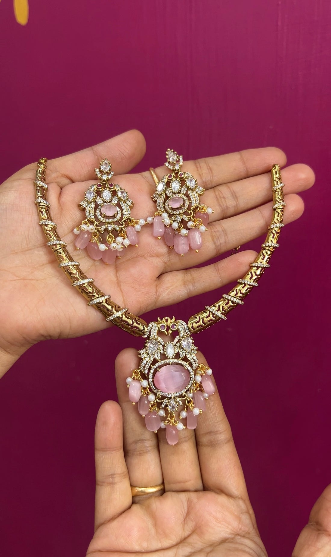 Mehendi Victorian necklace