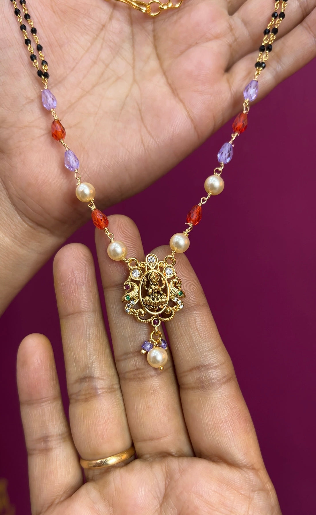 Black beads 16inches BB033