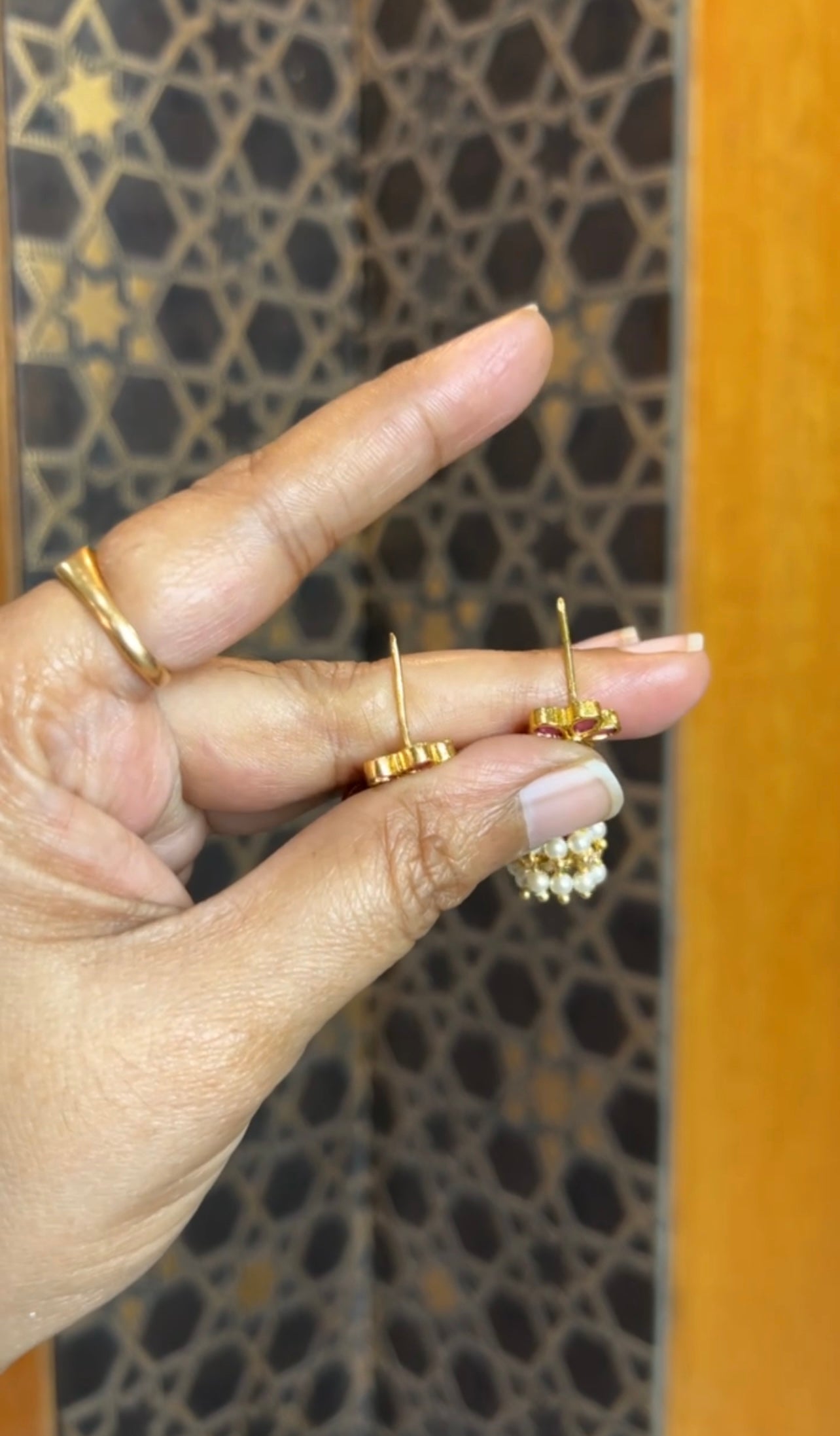 Earrings ER187