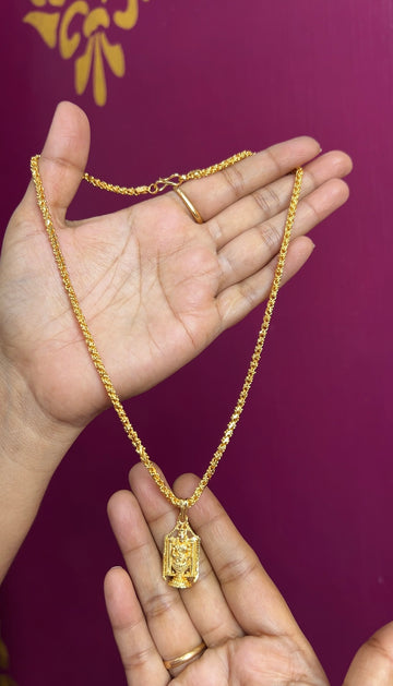 Chain with locket 18inches SHCH019