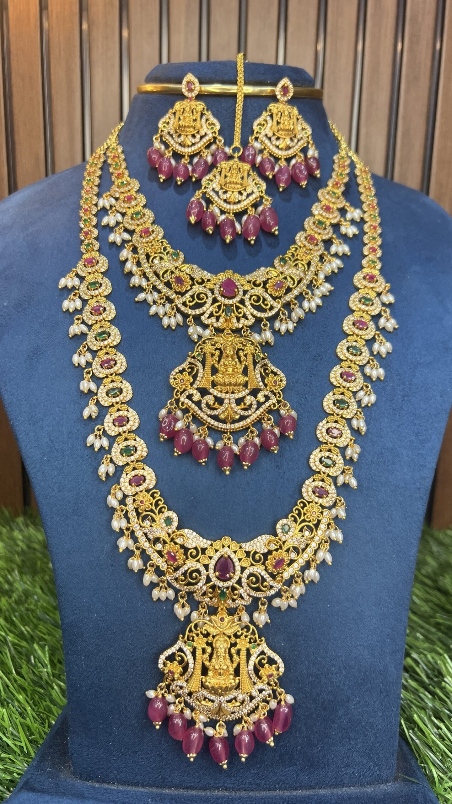 LAKSHMI COMBO SET